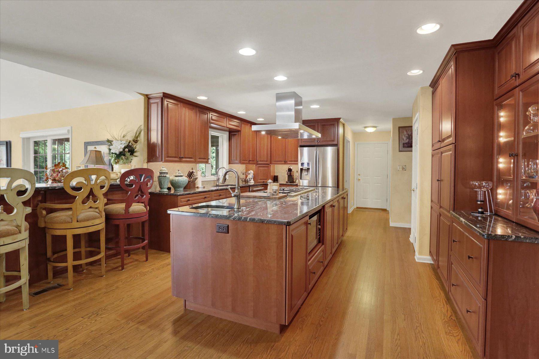 GREEN LANE MANOR - Residential