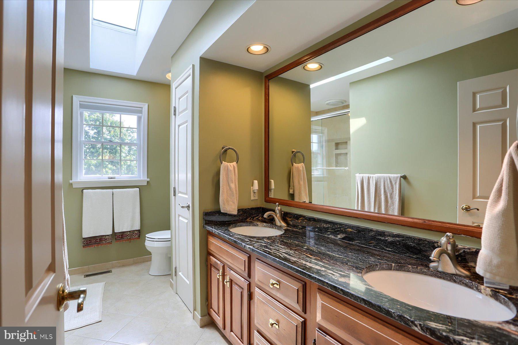 GREEN LANE MANOR - Residential