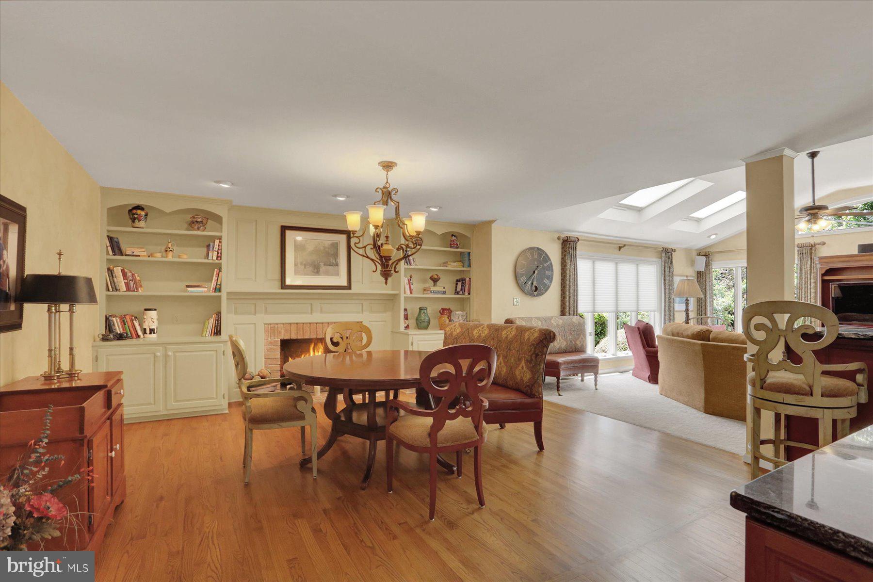 GREEN LANE MANOR - Residential