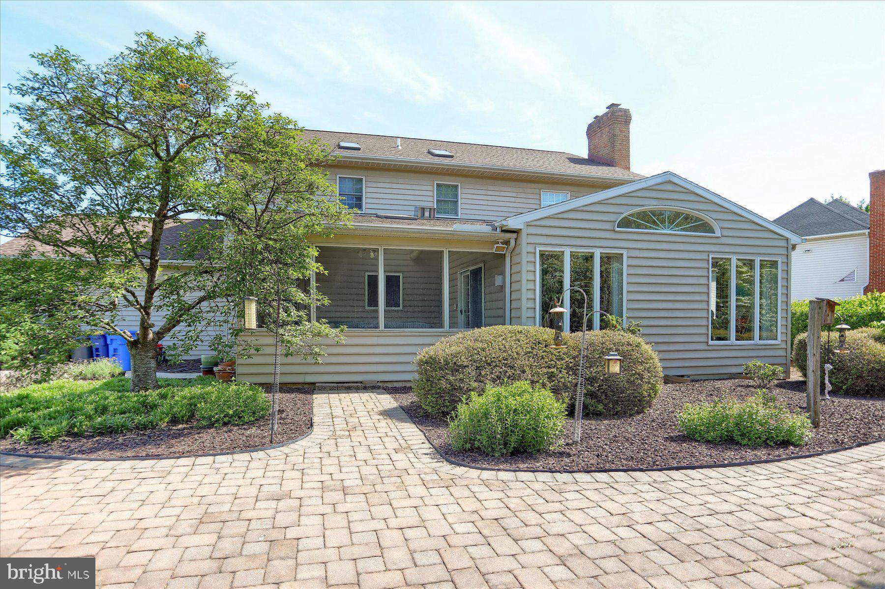 GREEN LANE MANOR - Residential