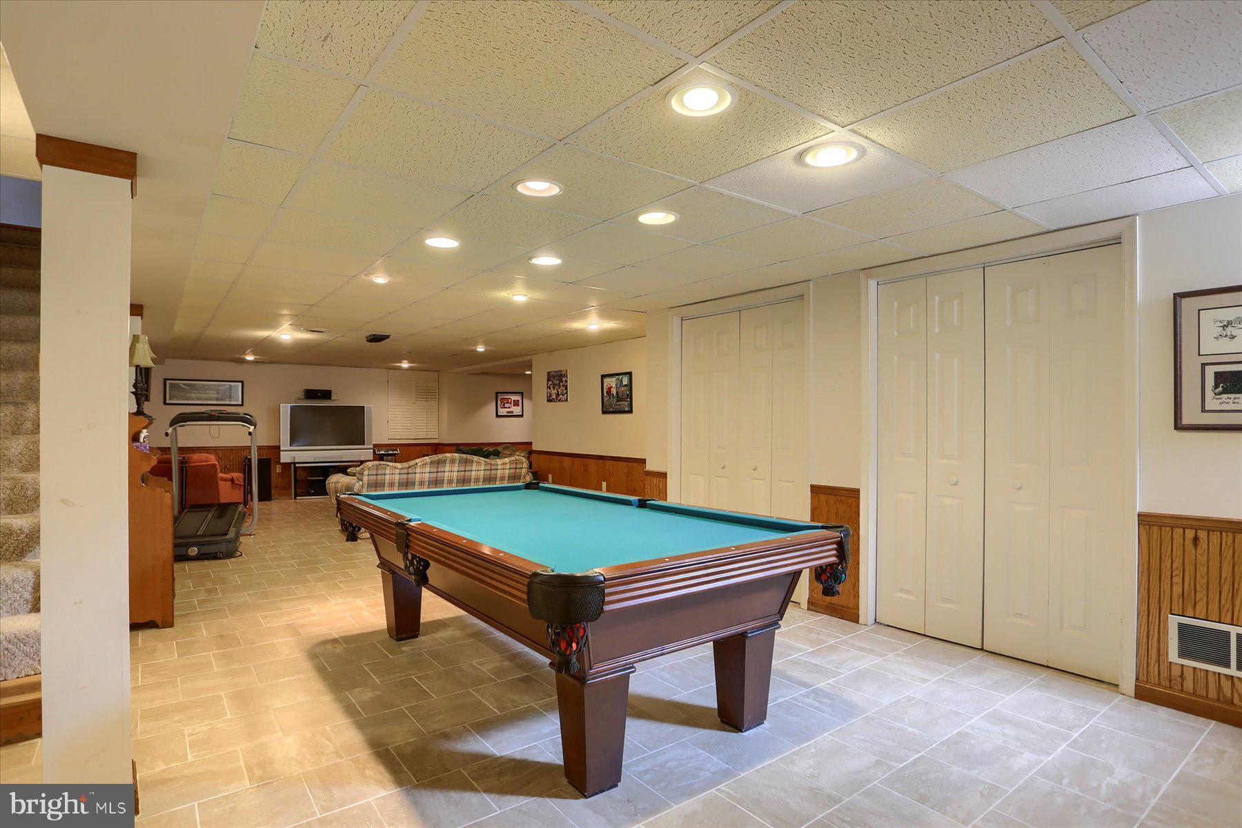 GREEN LANE MANOR - Residential