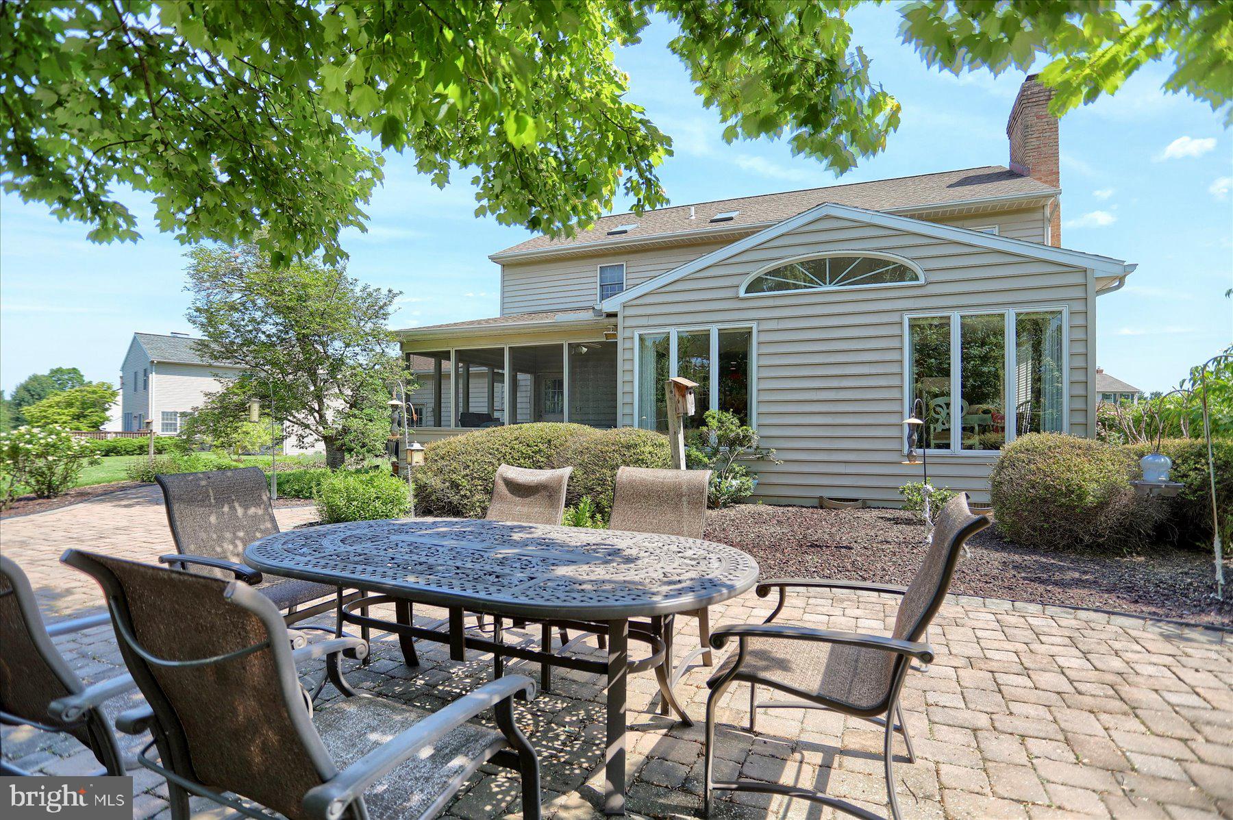 GREEN LANE MANOR - Residential