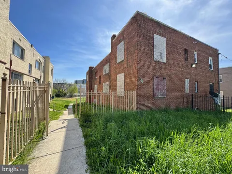MLS: DCDC2255368