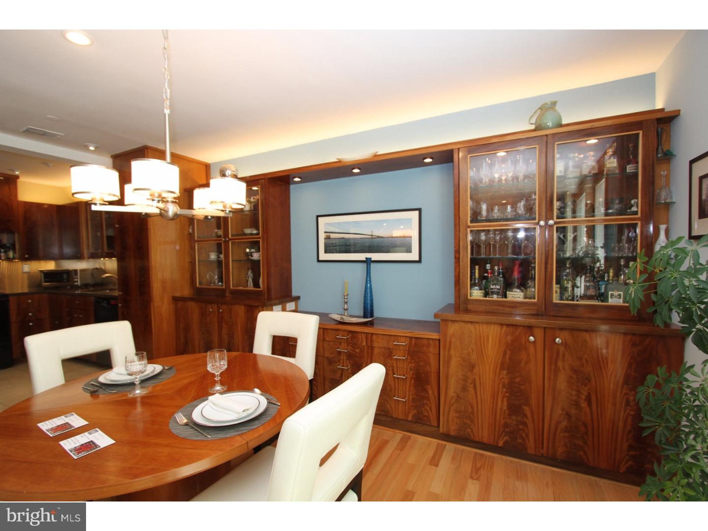 PENN'S LANDING - Residential