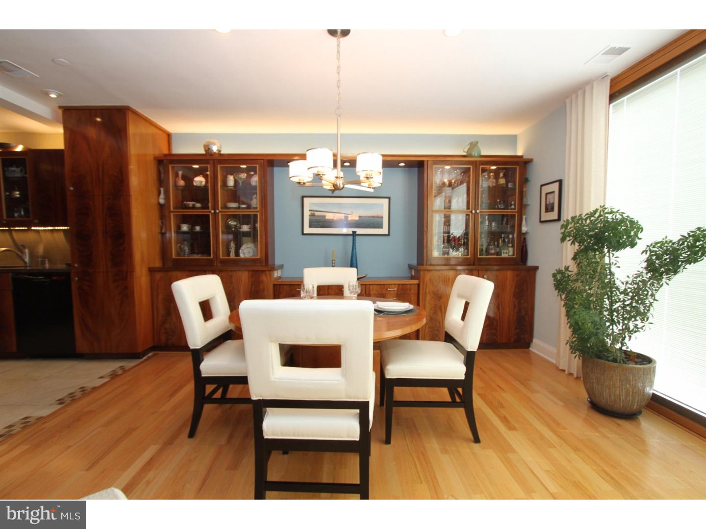 PENN'S LANDING - Residential