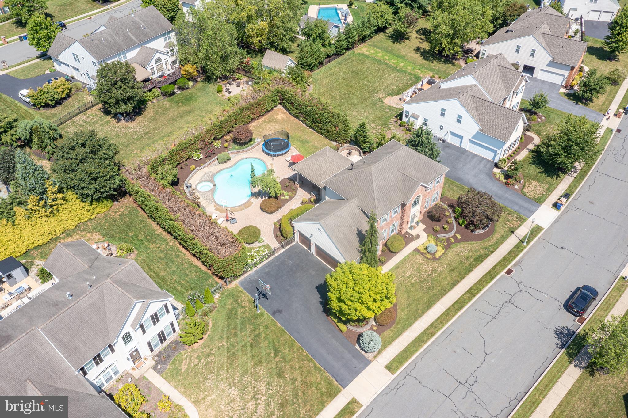 8 HIDDEN BROOK WAY