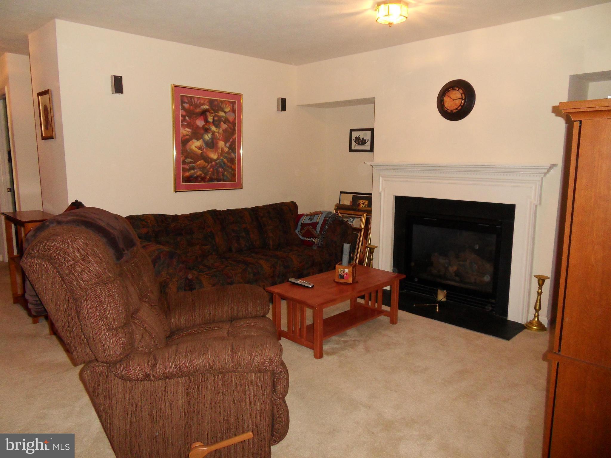 MARLTON TOWN CENTER - Residential Lease