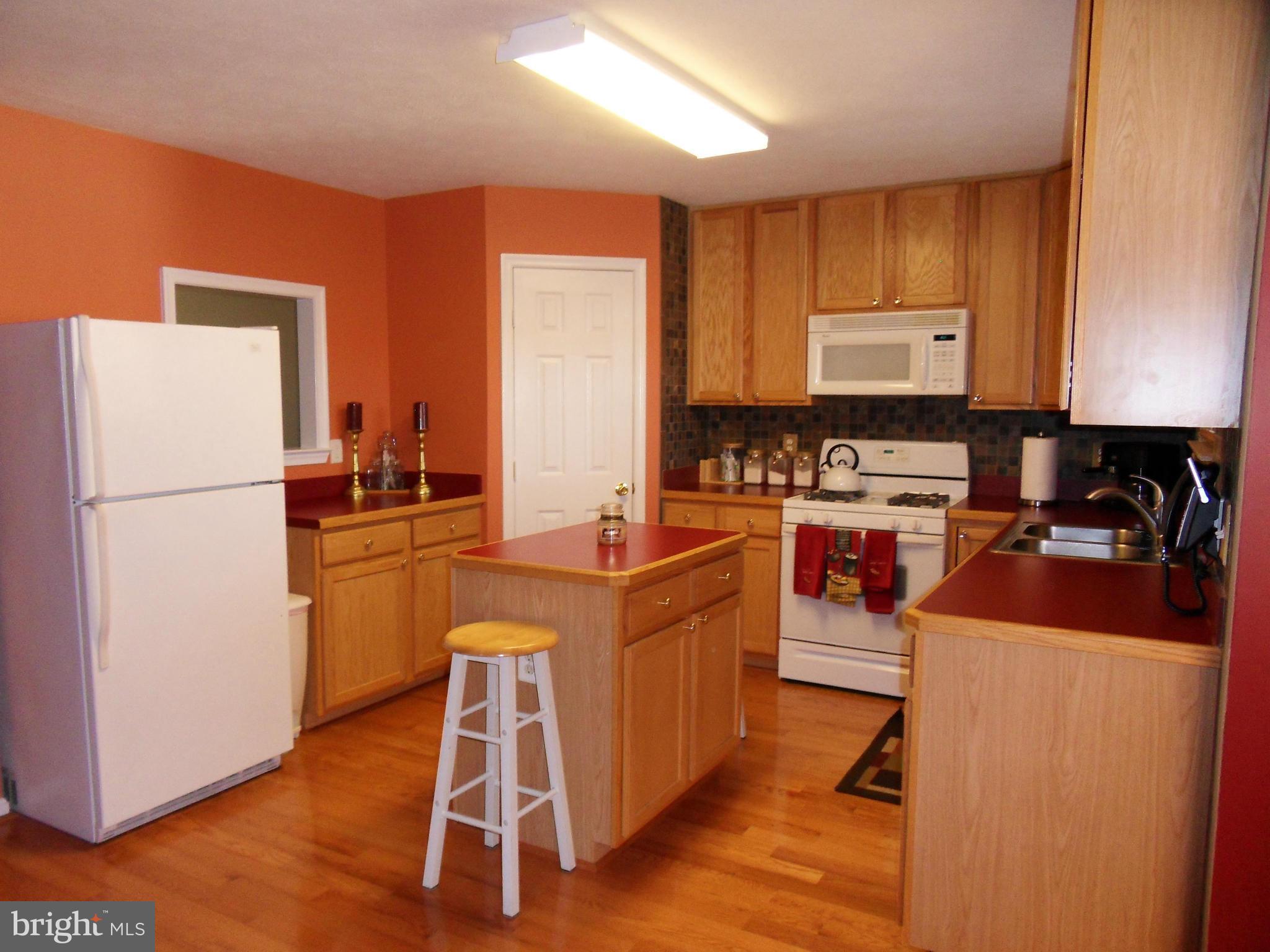 MARLTON TOWN CENTER - Residential Lease