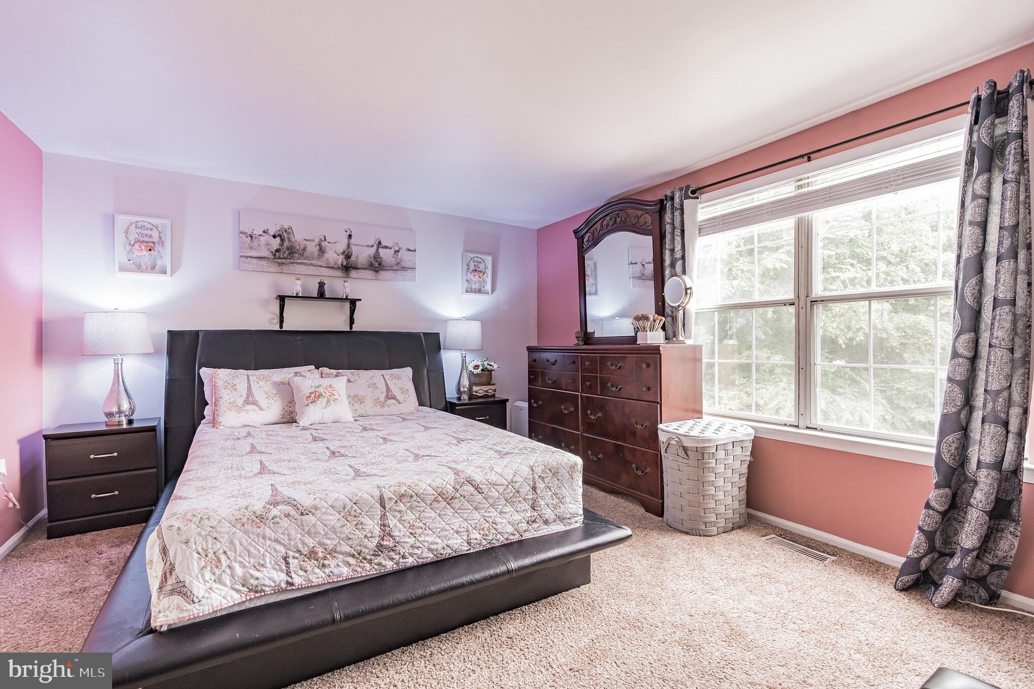 COUNTRYSIDE - Residential