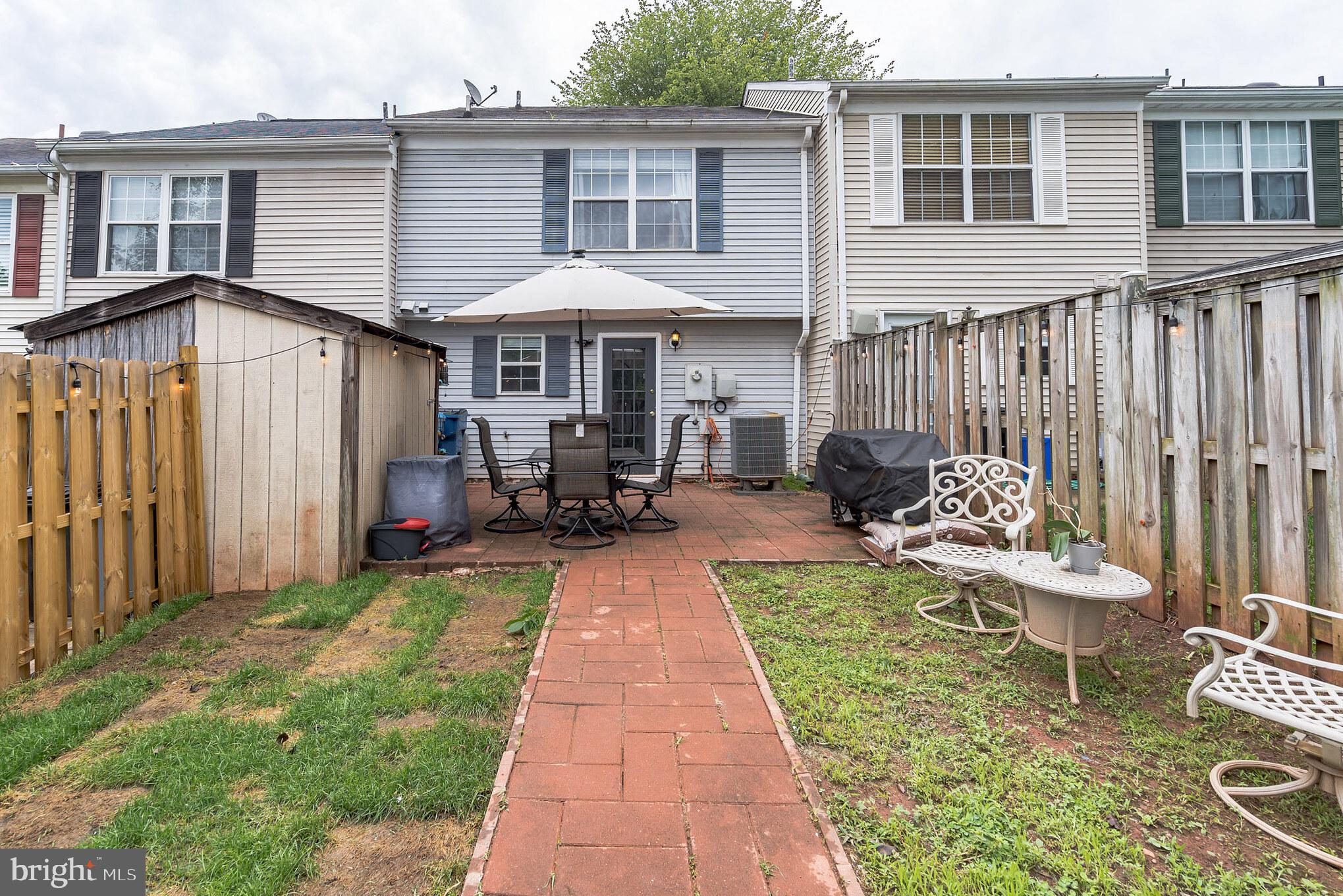 COUNTRYSIDE - Residential