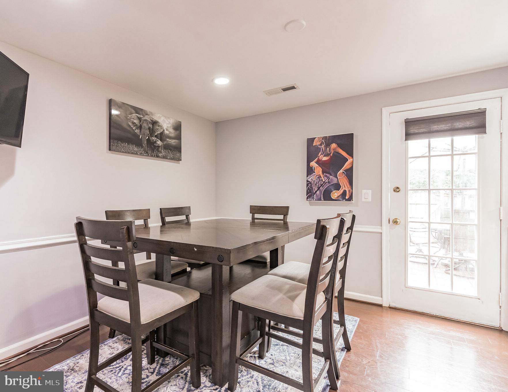 COUNTRYSIDE - Residential