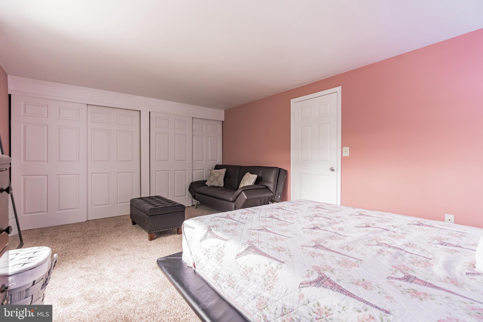 COUNTRYSIDE - Residential