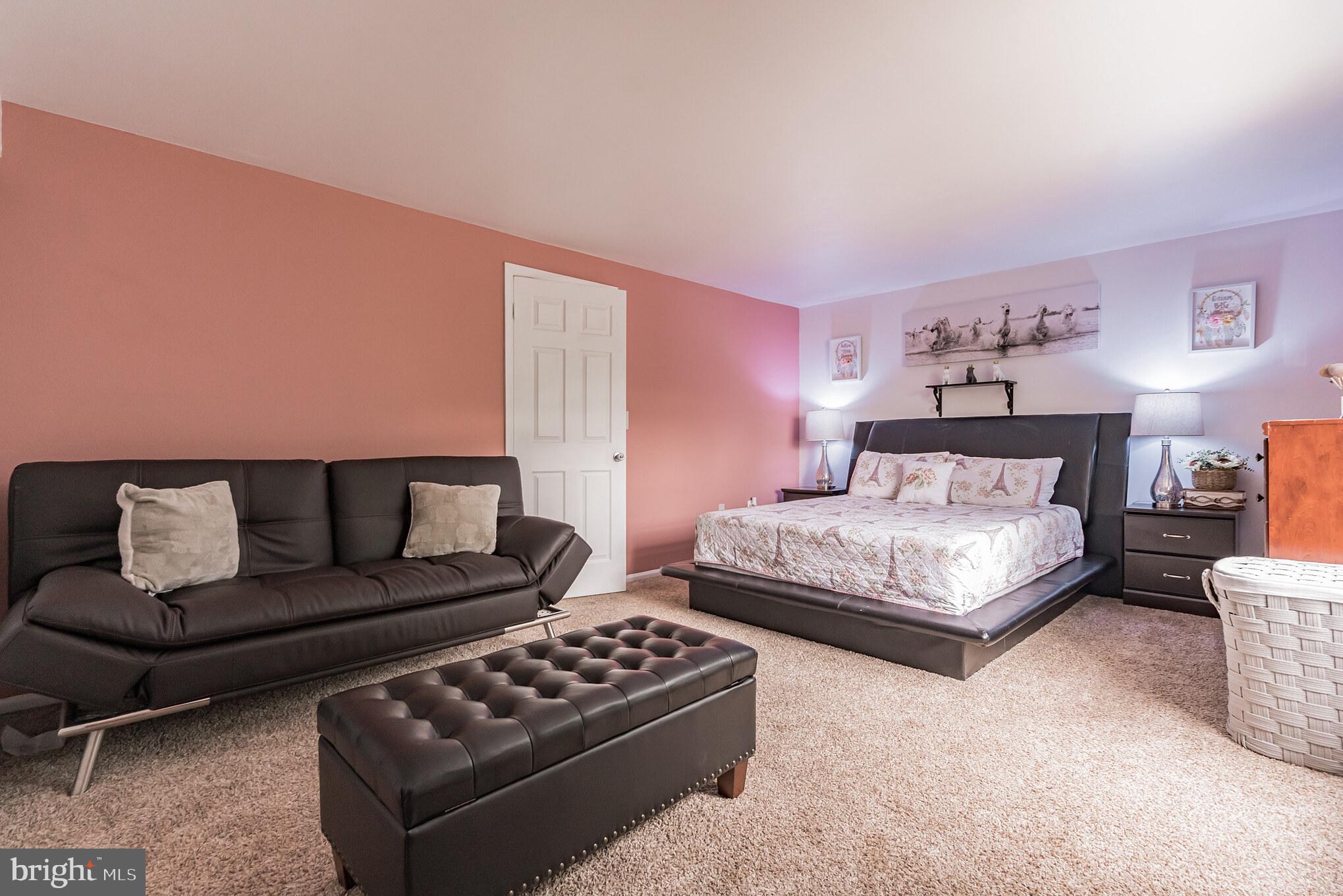 COUNTRYSIDE - Residential