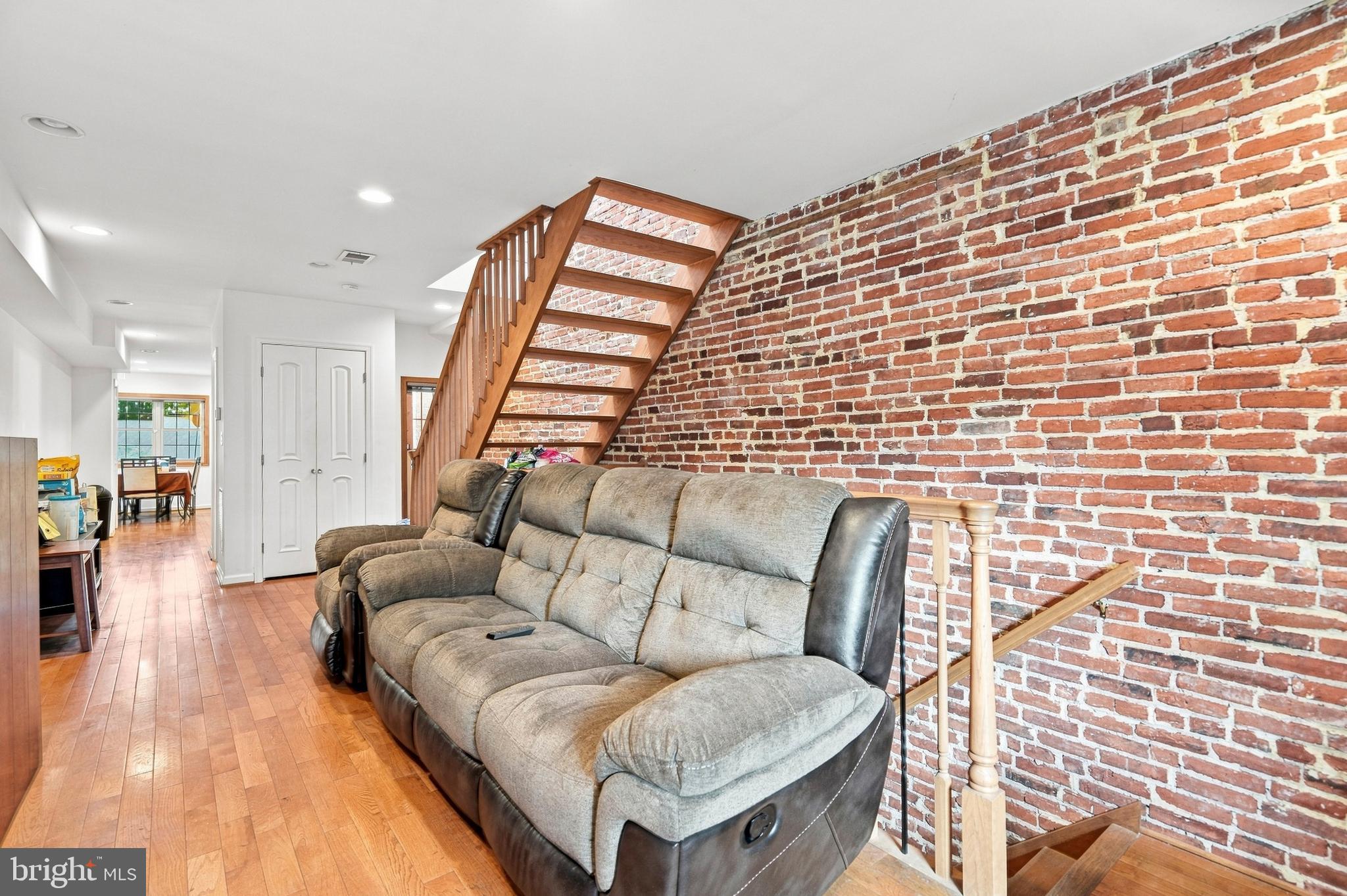 1118 S PACA STREET S