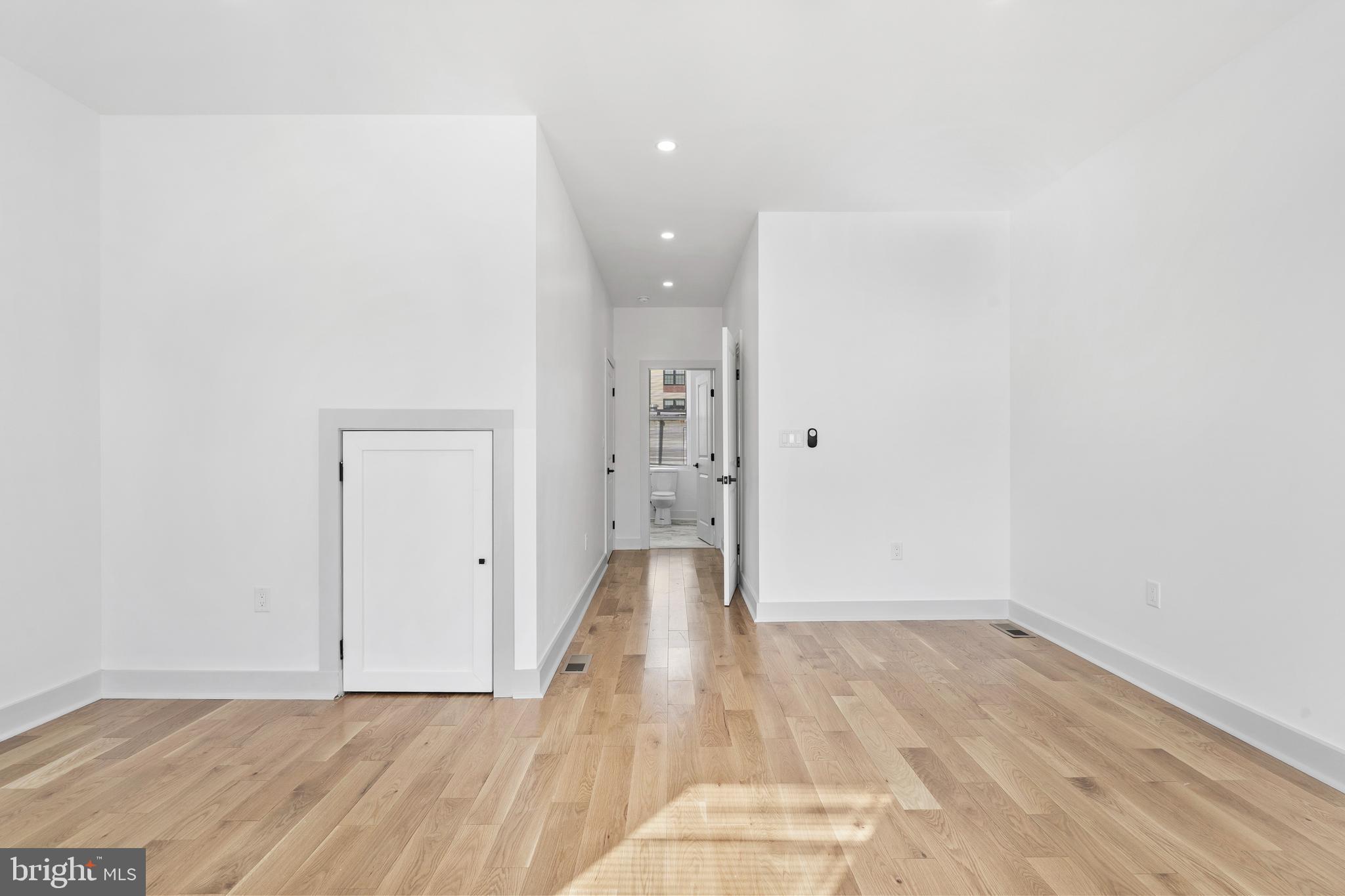 NORRIS SQUARE - Residential