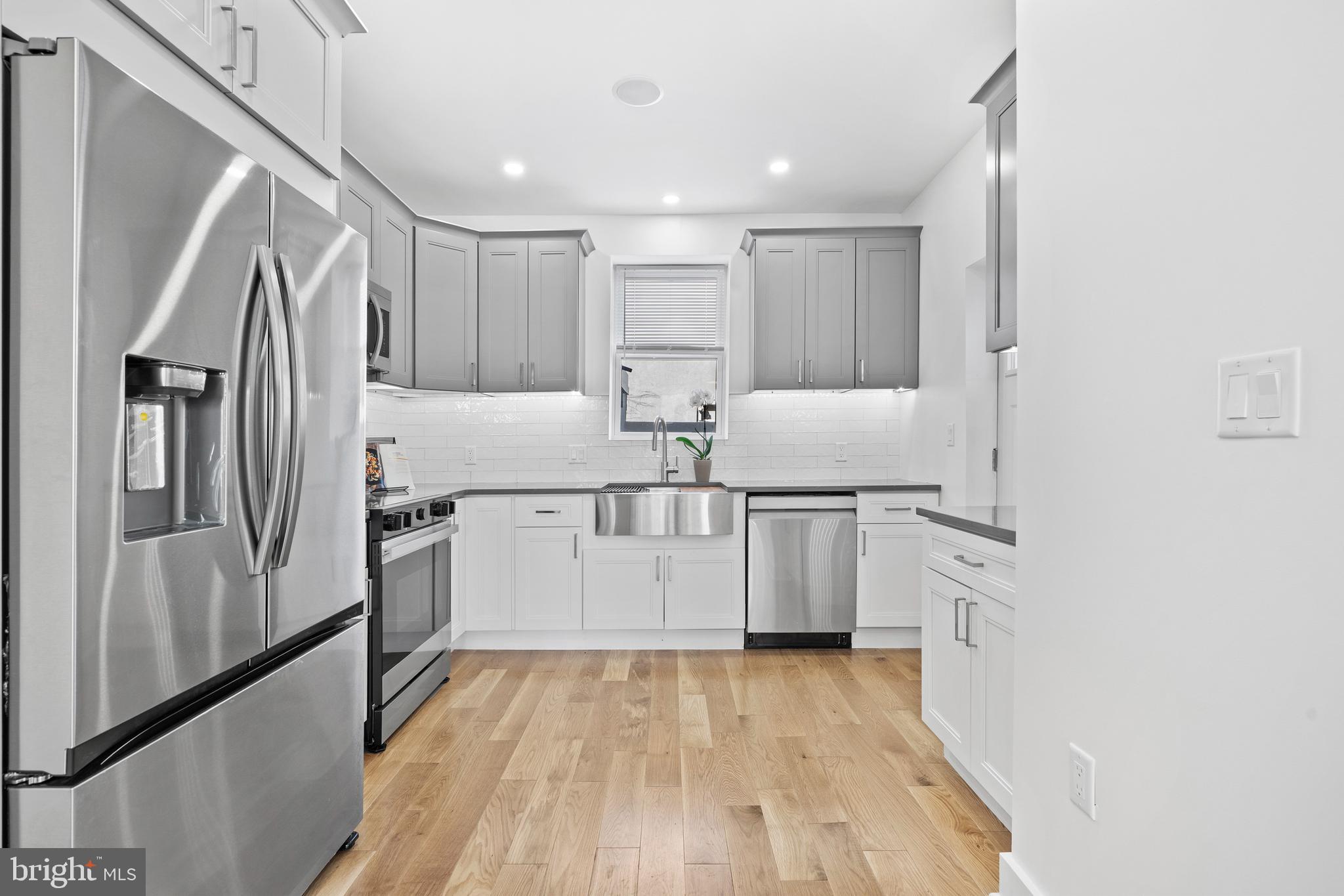 NORRIS SQUARE - Residential