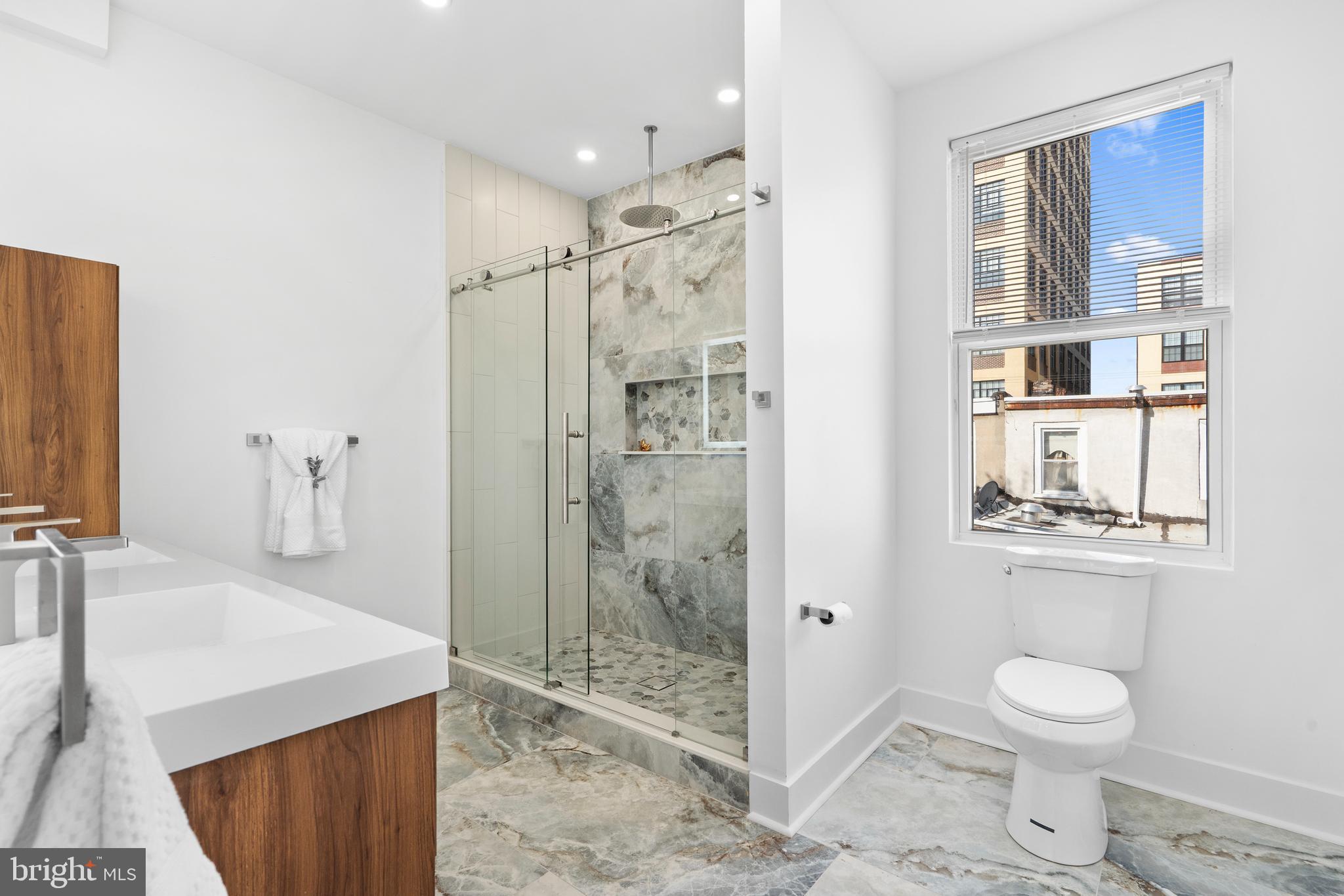 NORRIS SQUARE - Residential