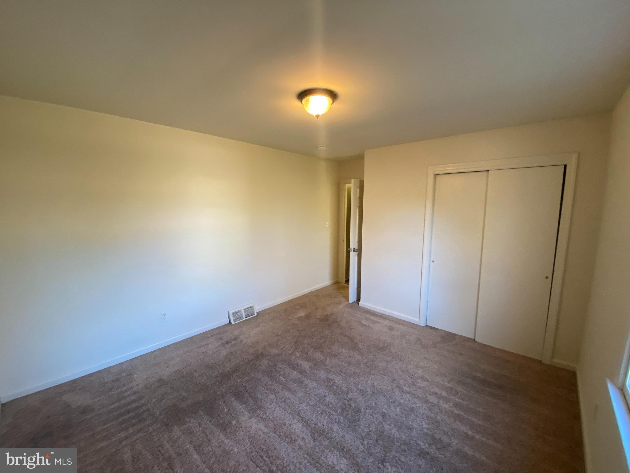 BELLEVUE COURT - Residential Lease