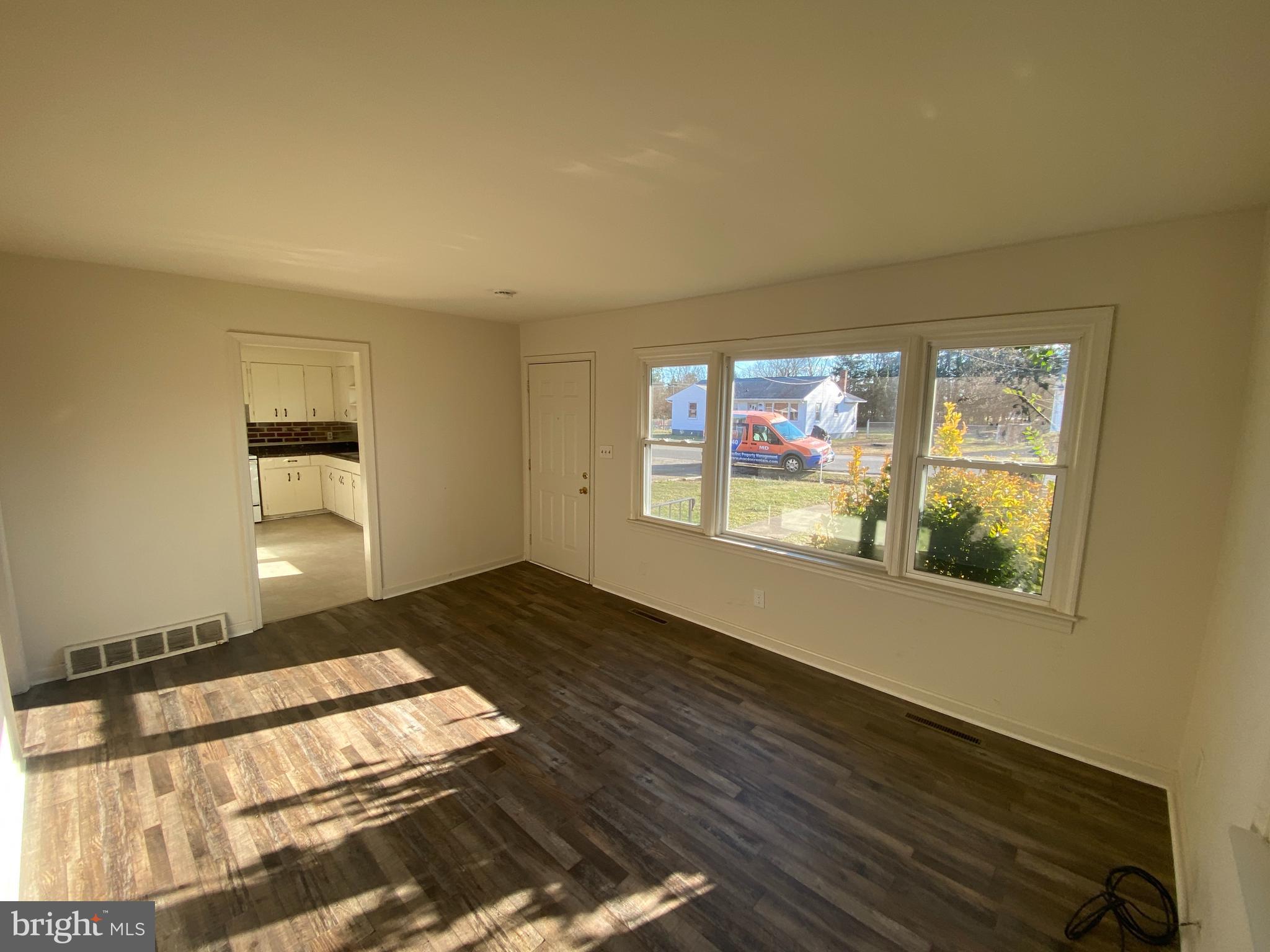 BELLEVUE COURT - Residential Lease