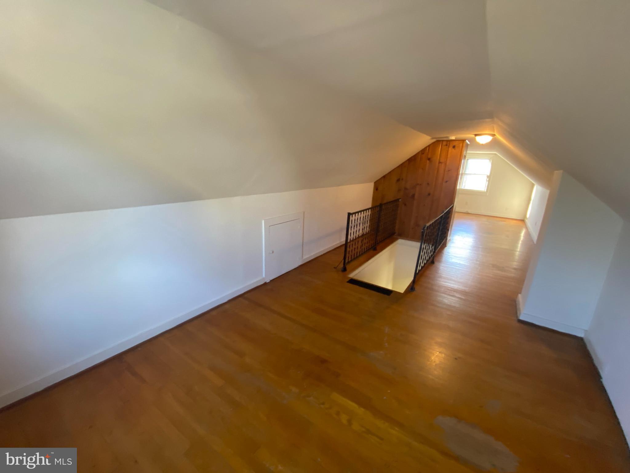 BELLEVUE COURT - Residential Lease