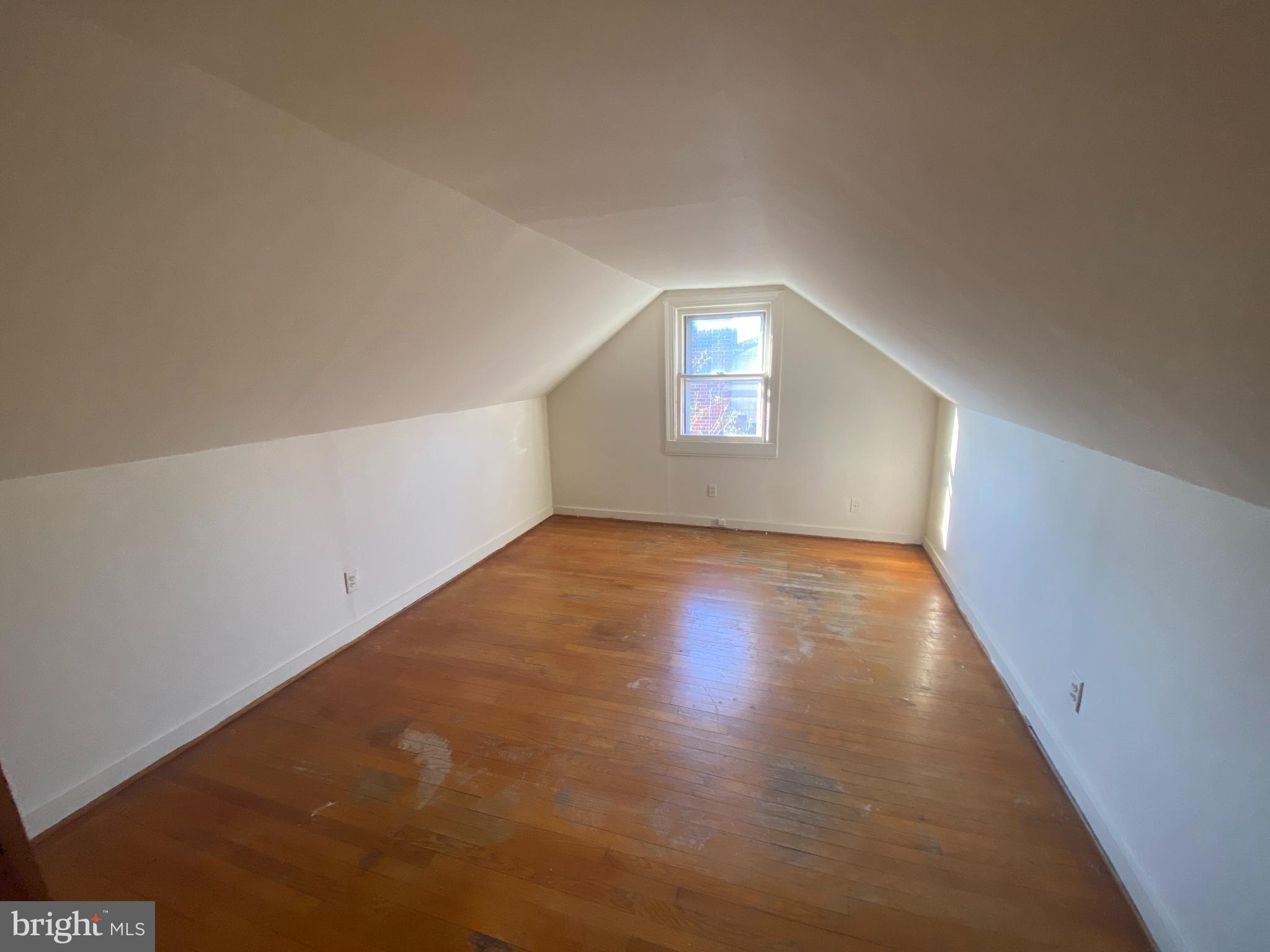 BELLEVUE COURT - Residential Lease