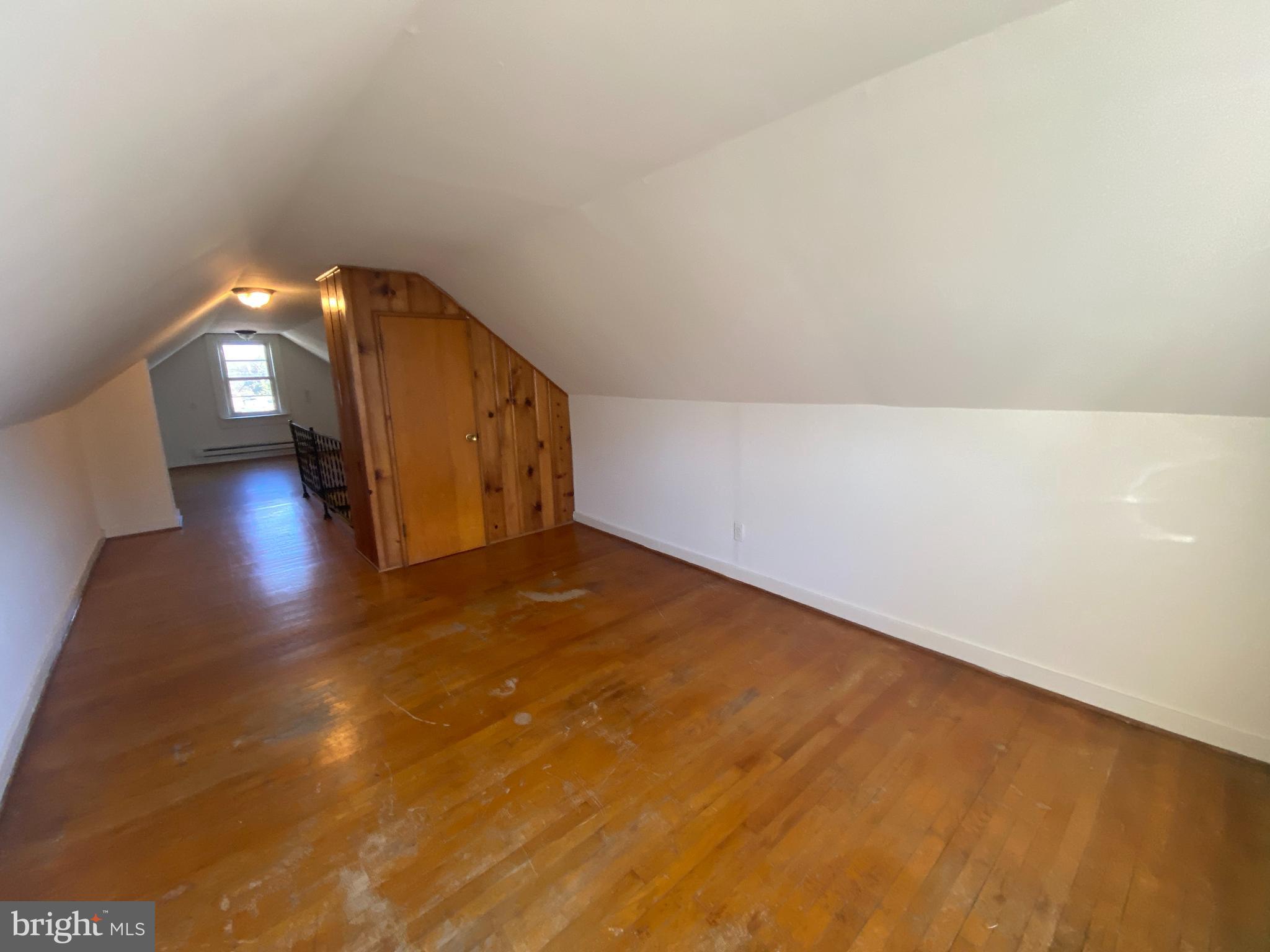 BELLEVUE COURT - Residential Lease