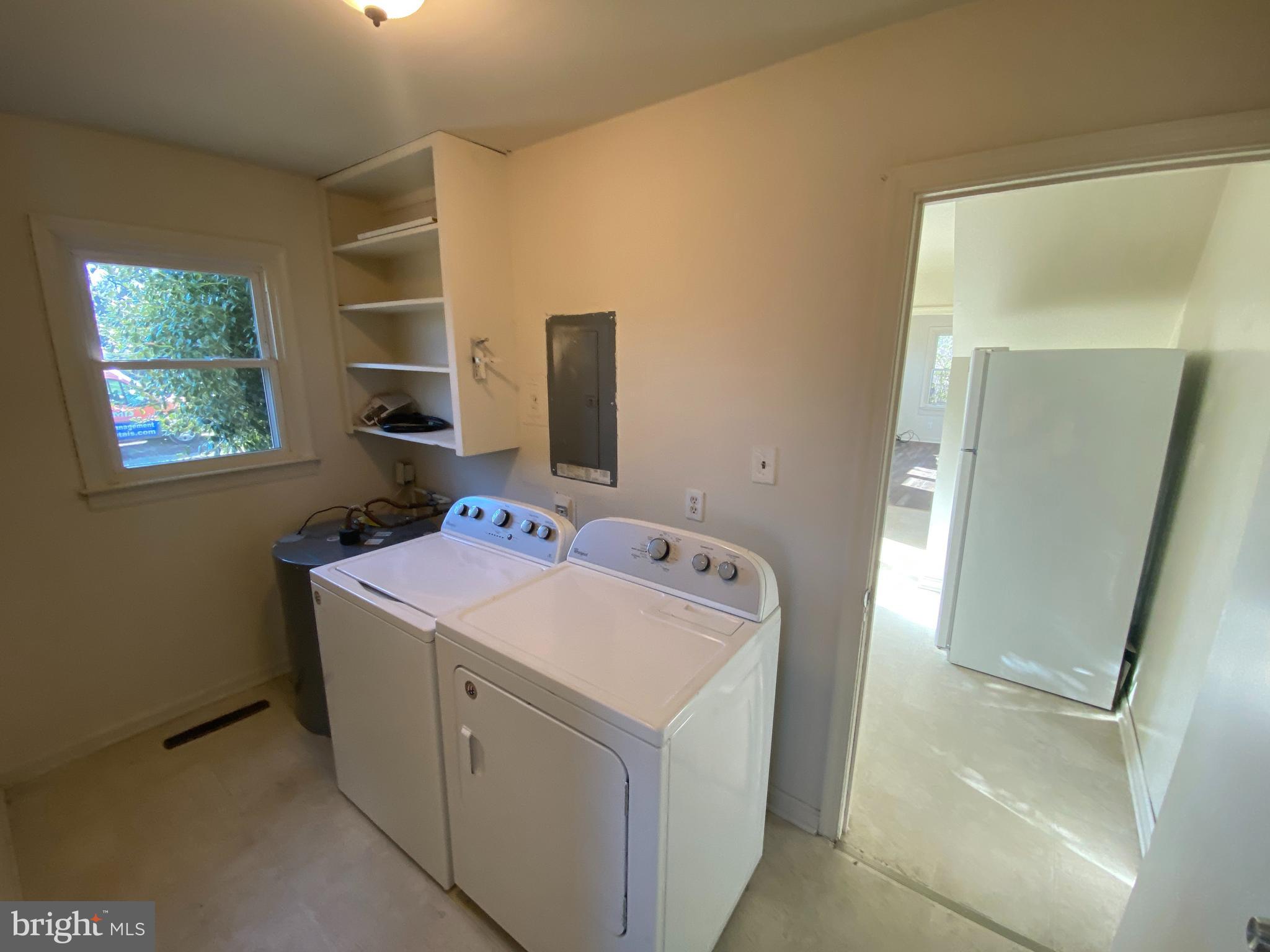 BELLEVUE COURT - Residential Lease