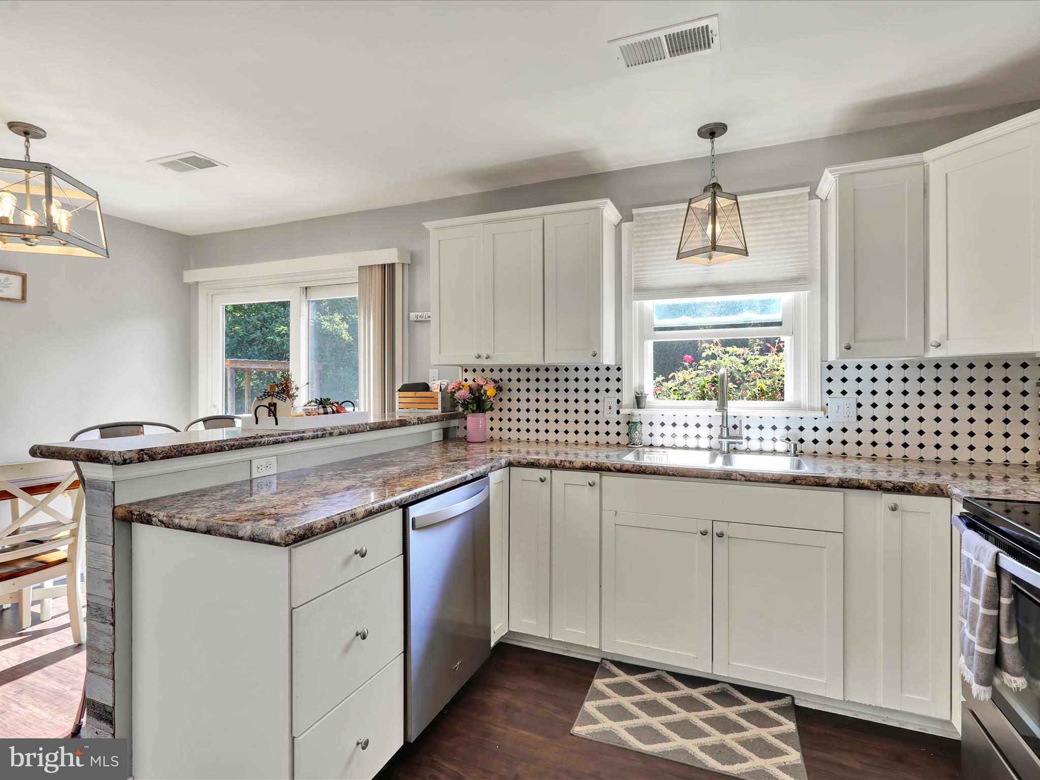 MAPLE SPRINGS - Residential