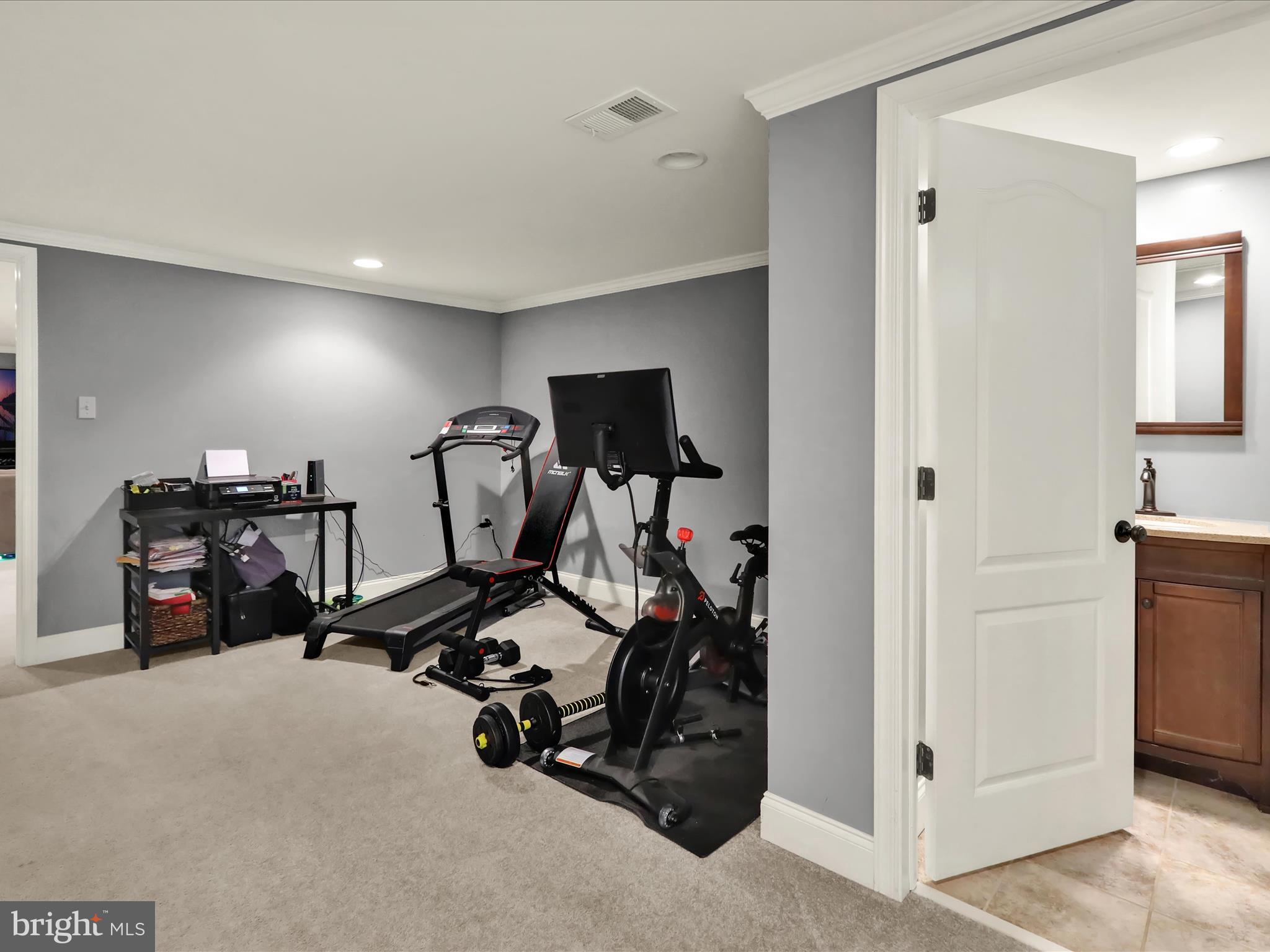 MAPLE SPRINGS - Residential