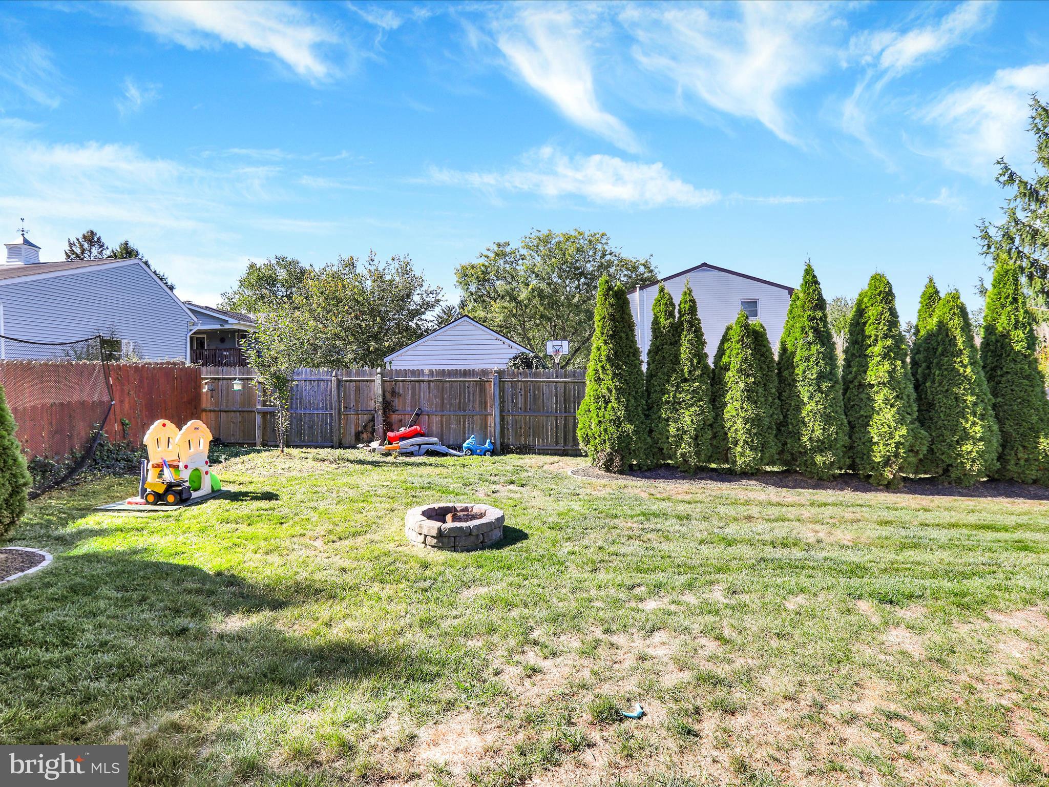 MAPLE SPRINGS - Residential