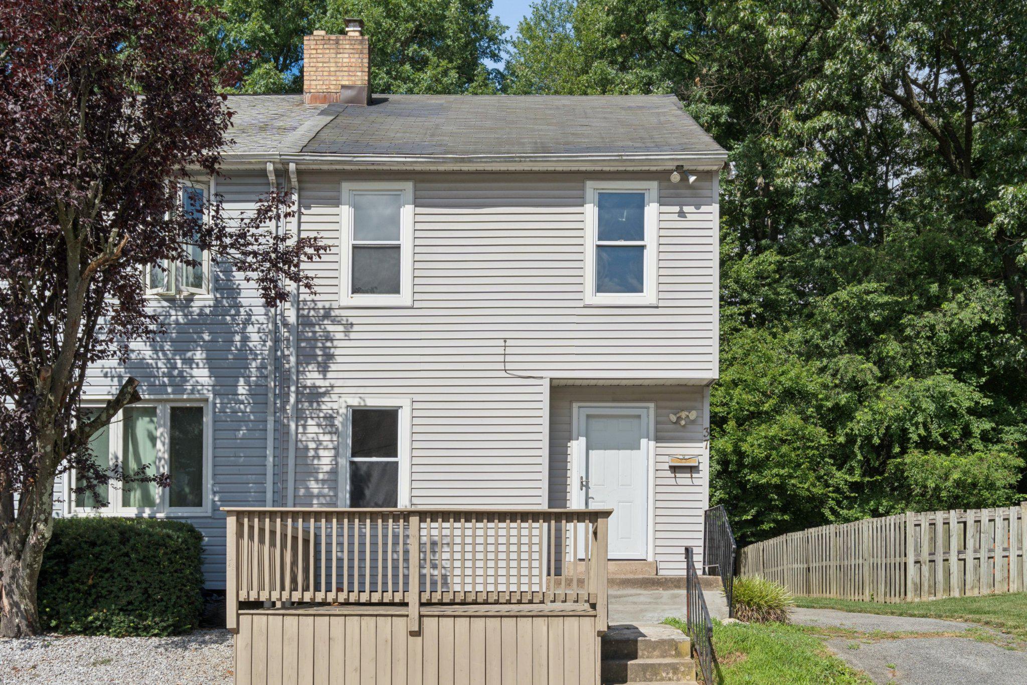 Photo 1 of 36 — 37 DARIEN, NEW CASTLE, DE 19720