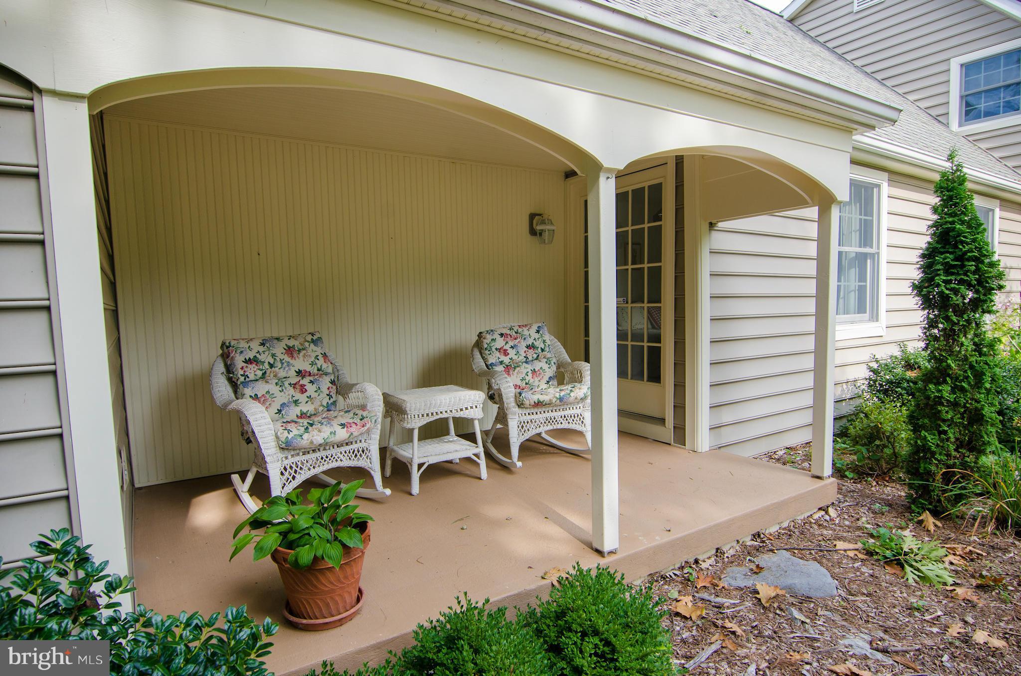 LEDGE LOWE - Residential