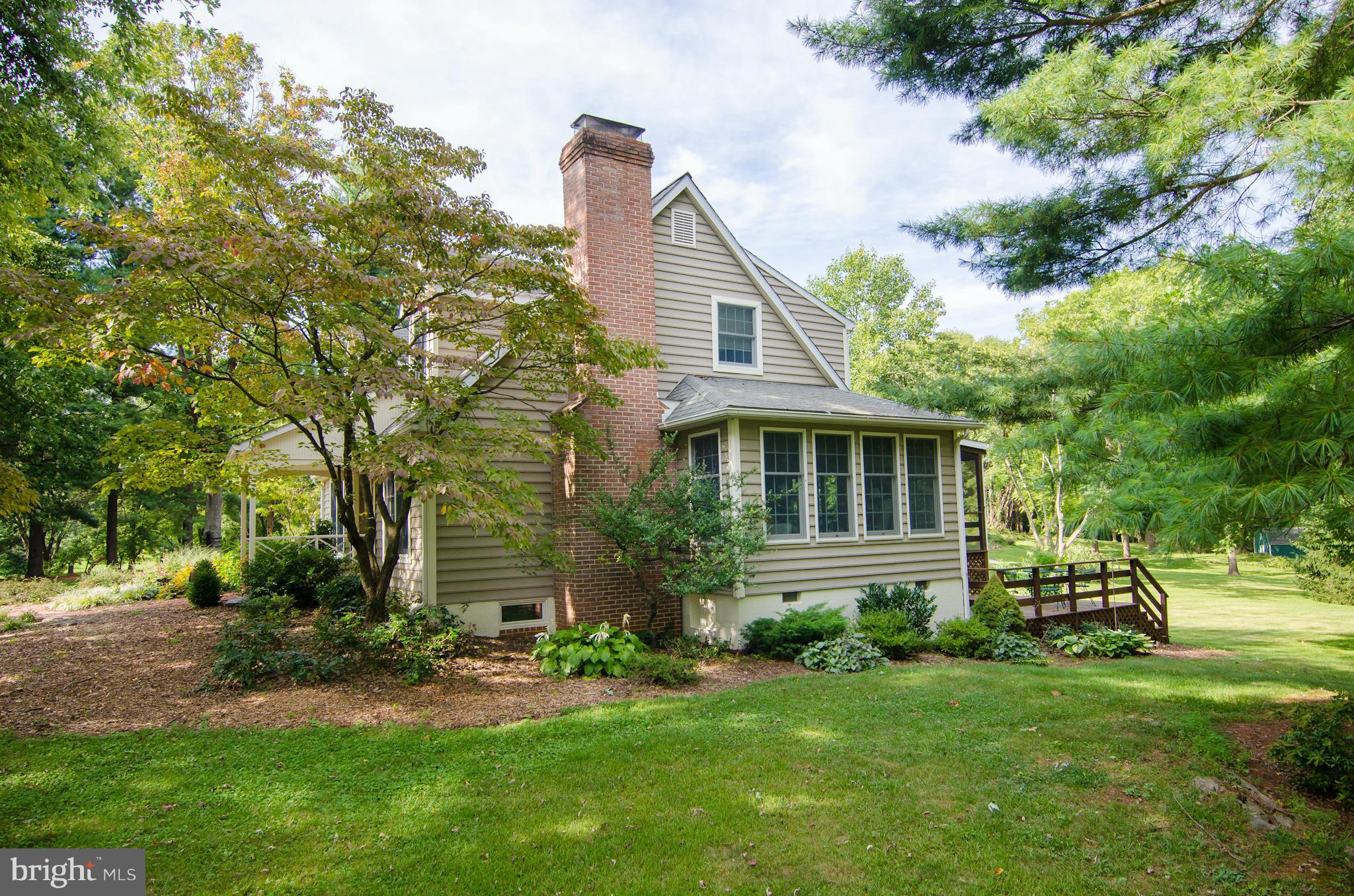 LEDGE LOWE - Residential