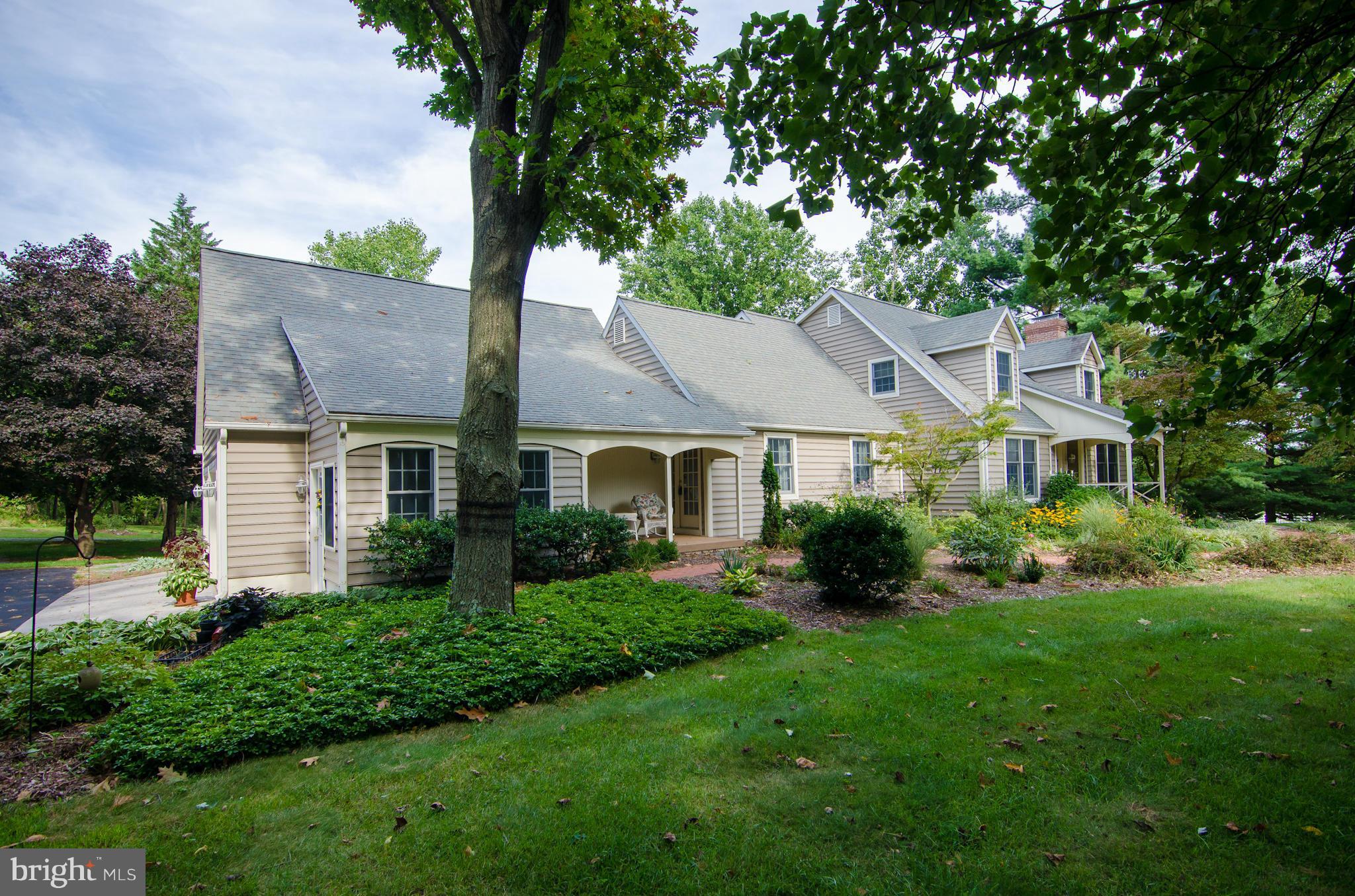 LEDGE LOWE - Residential