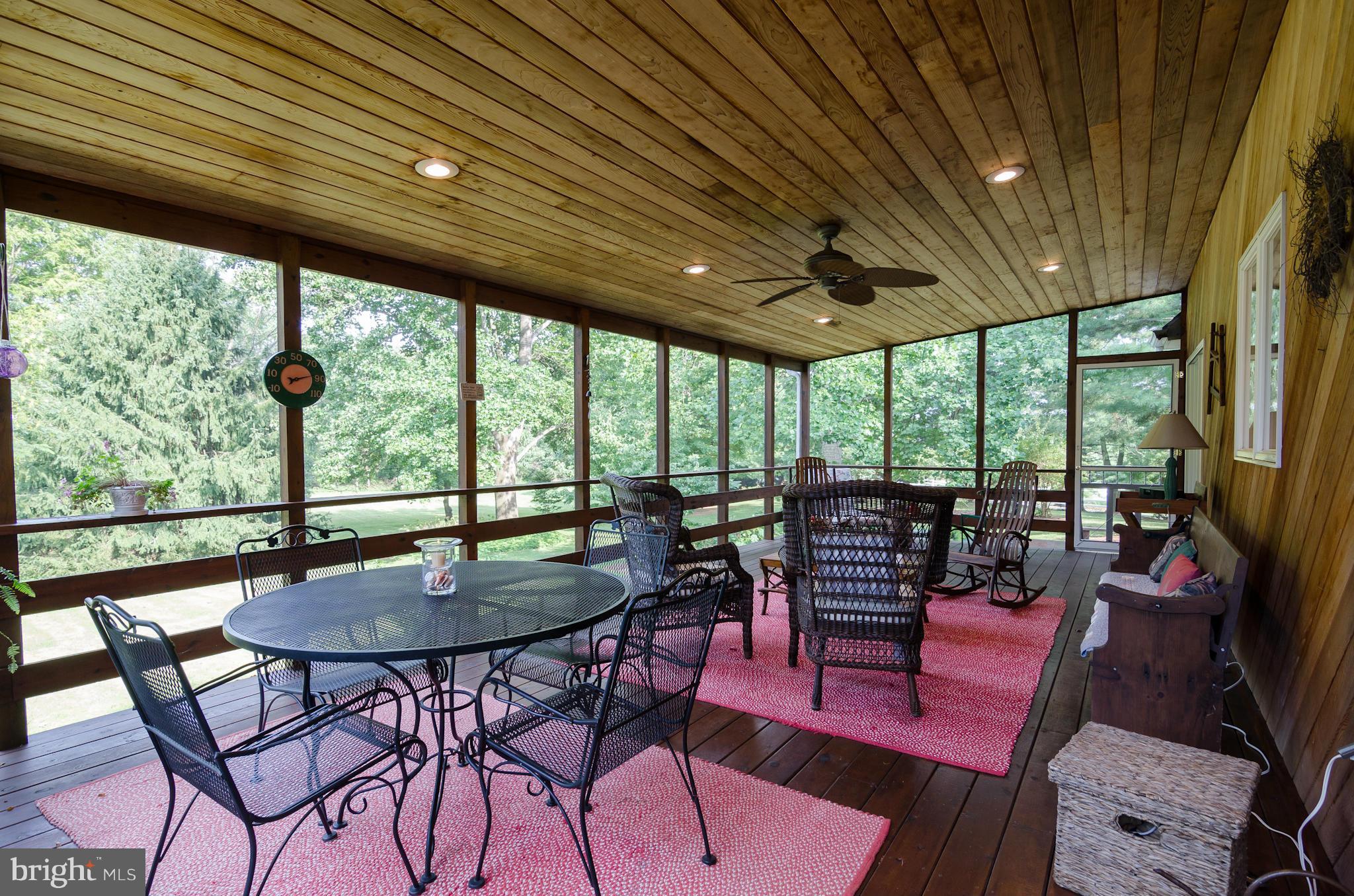 LEDGE LOWE - Residential