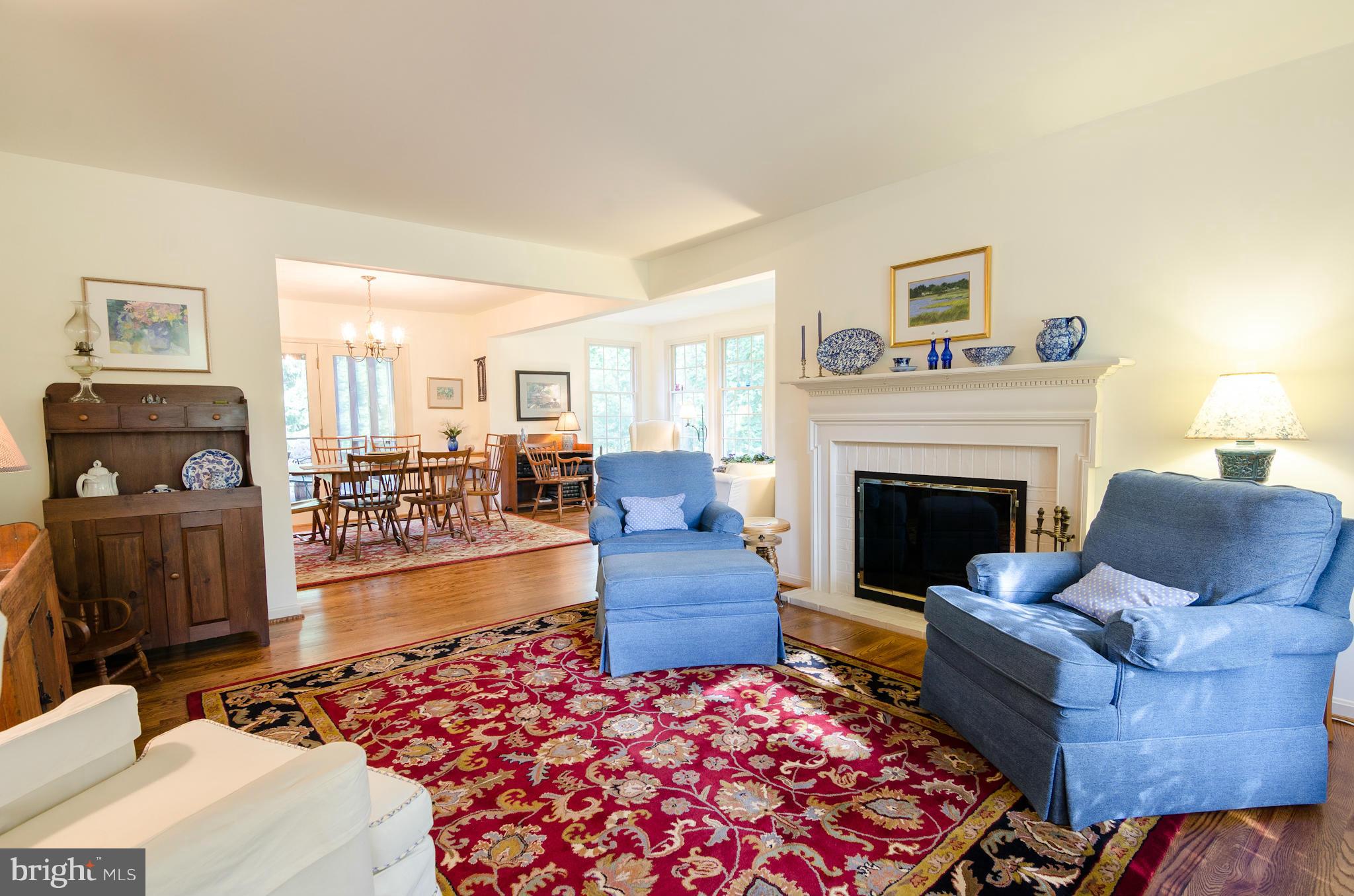 LEDGE LOWE - Residential