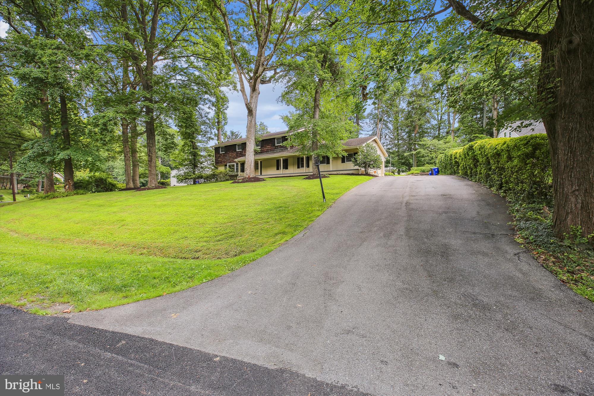 MANOR PARK - Residential