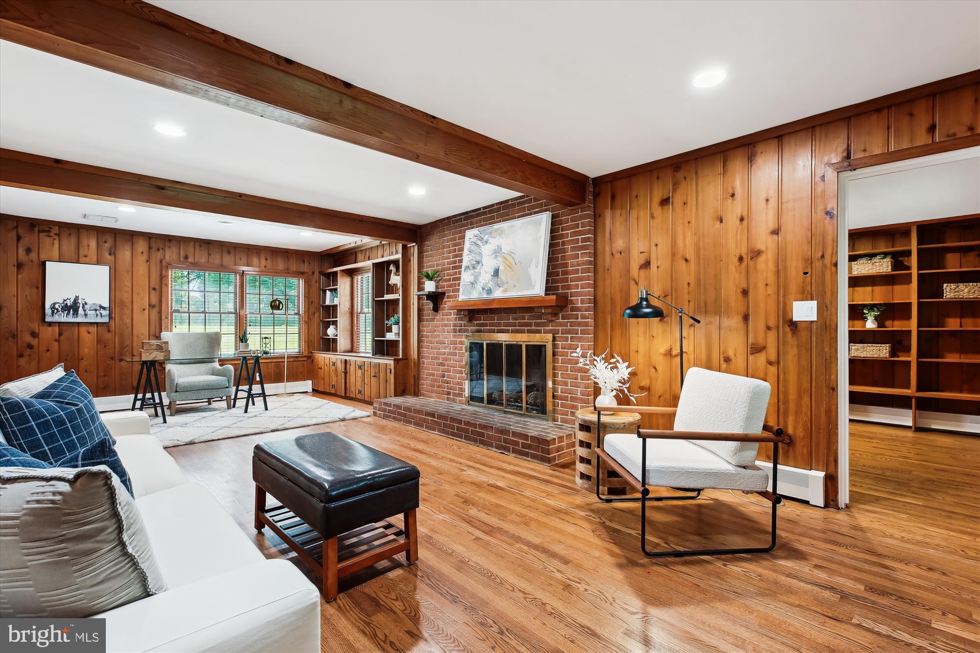 MANOR PARK - Residential