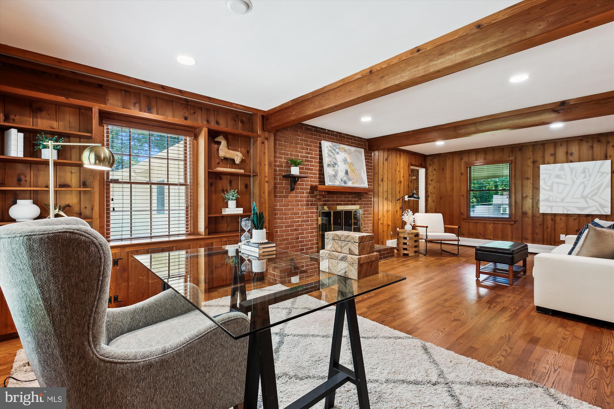 MANOR PARK - Residential