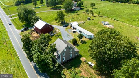 Photo of 985 SMOKESTOWN RD, DENVER, PA 17517 (MLS # PALA2039270)