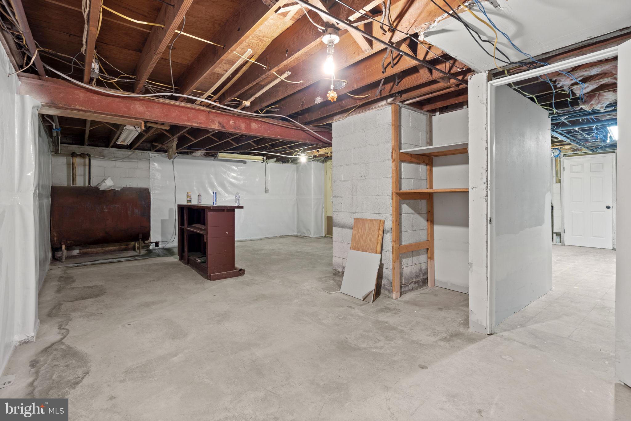 BROKEN HILLS - Residential