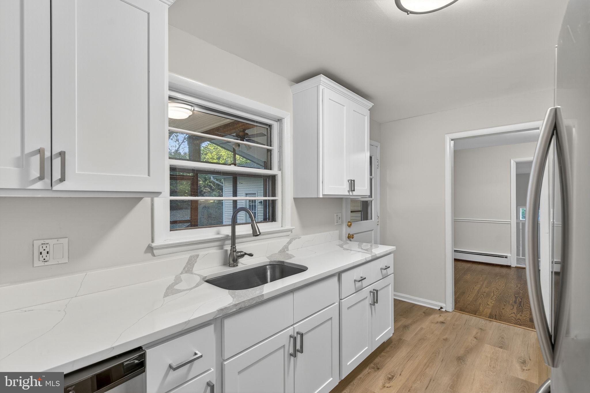 BROKEN HILLS - Residential