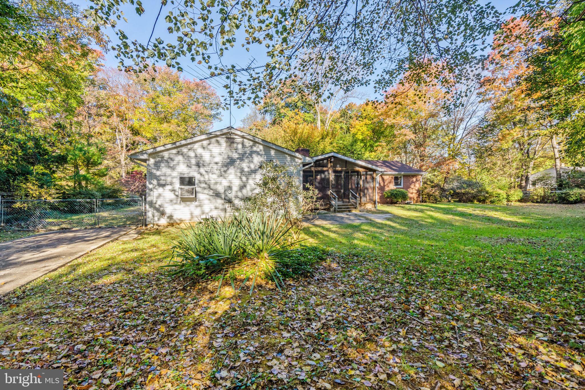 BROKEN HILLS - Residential