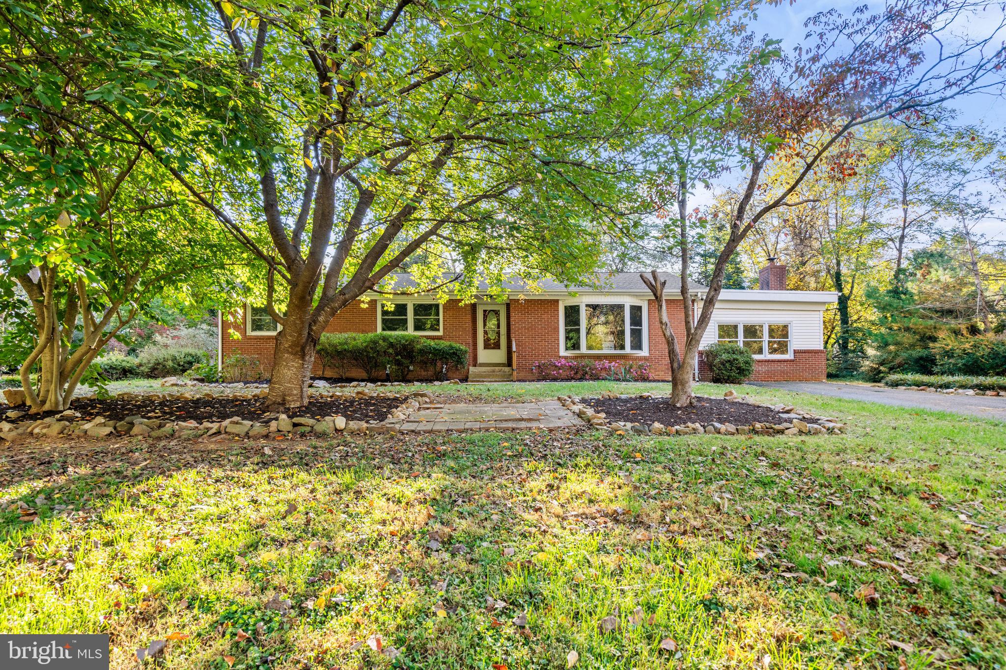 BROKEN HILLS - Residential