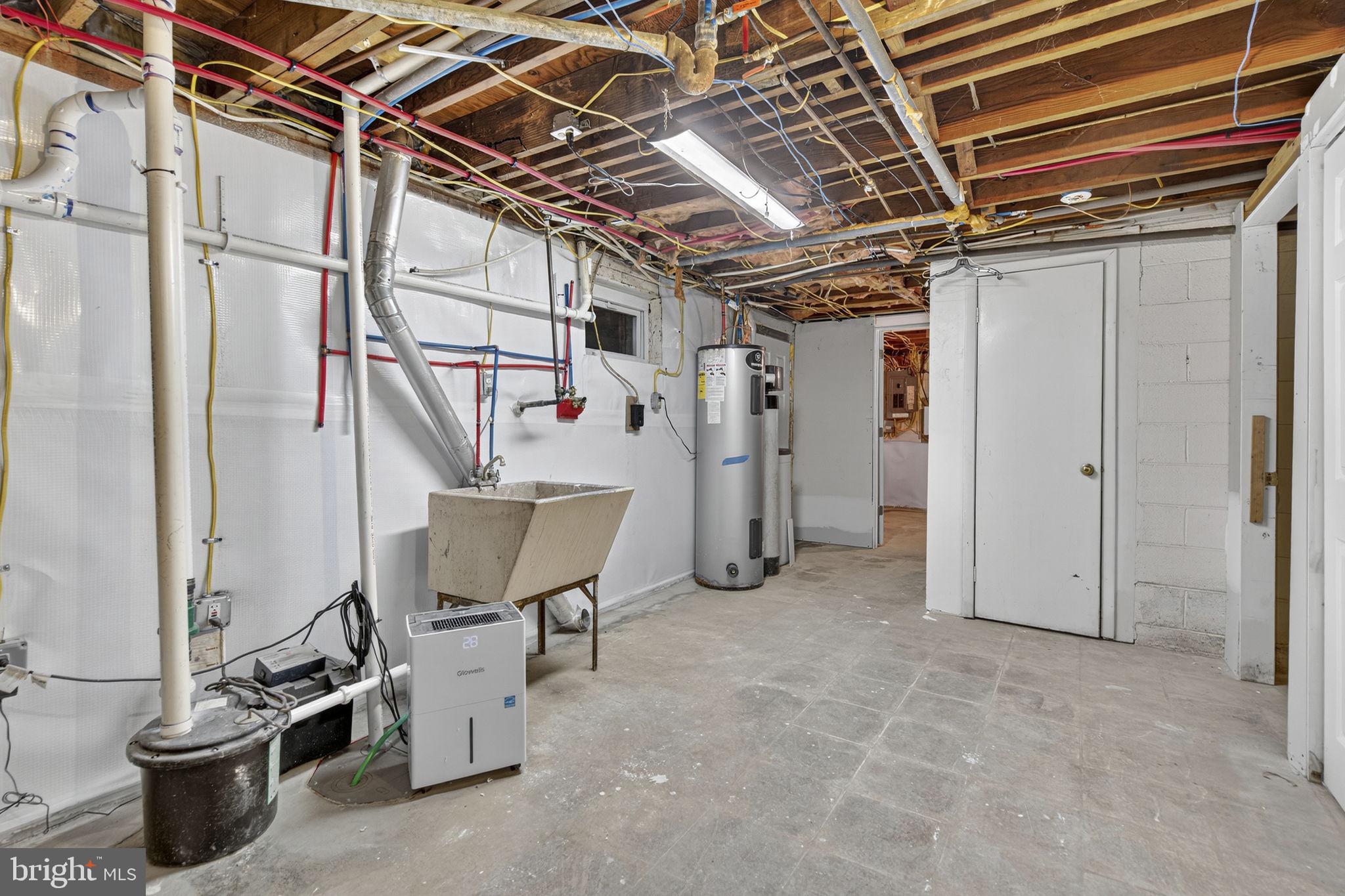 BROKEN HILLS - Residential