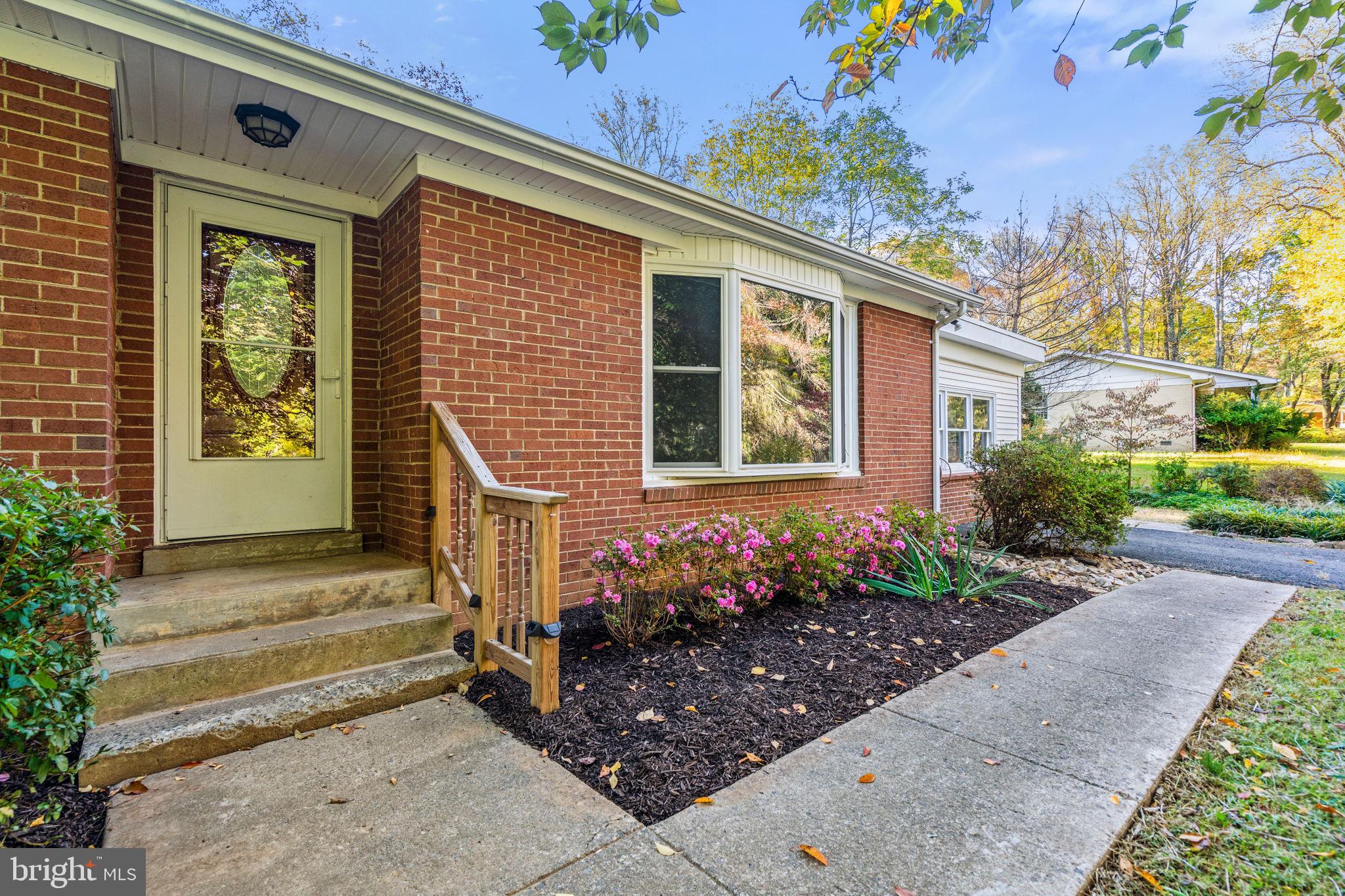 BROKEN HILLS - Residential