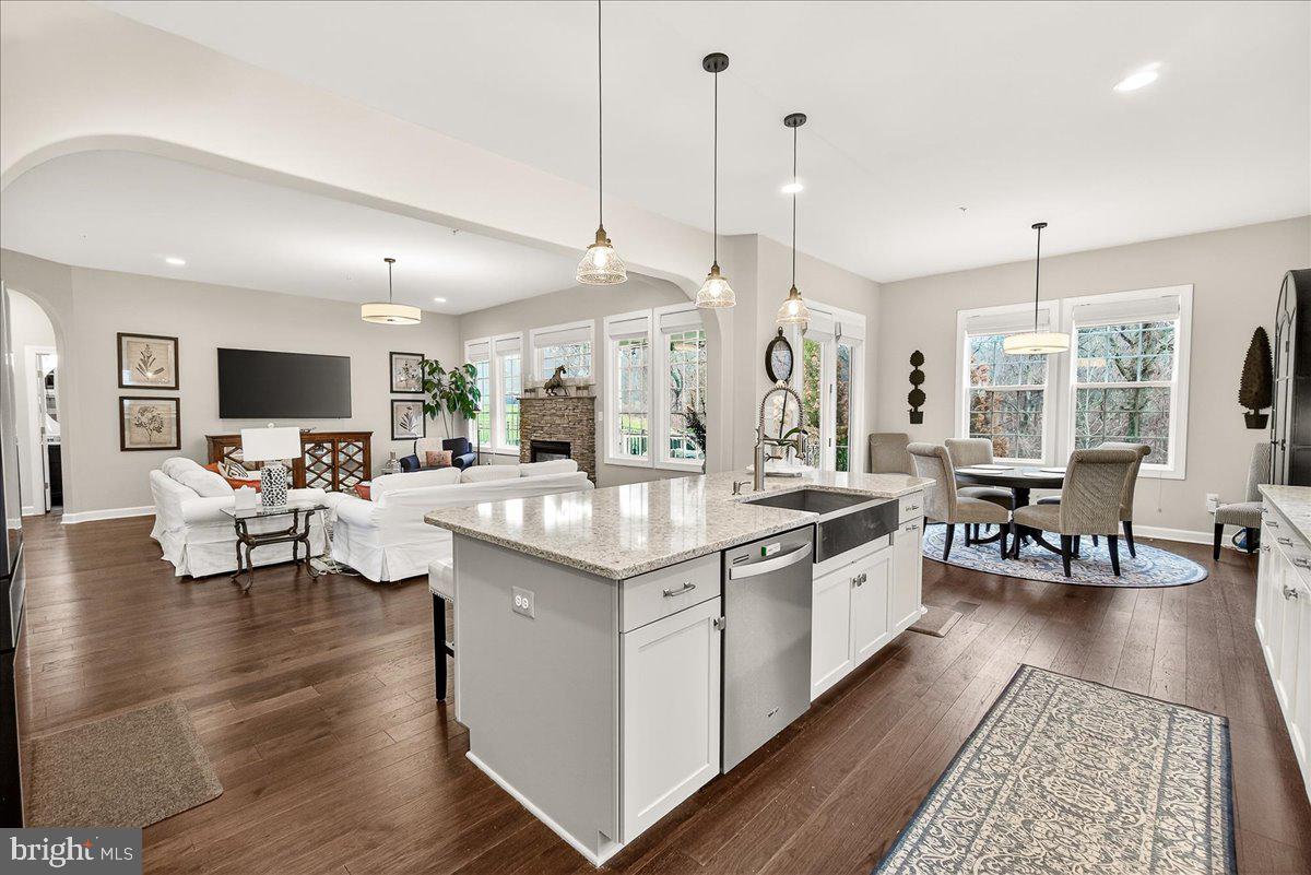 TALLYN RIDGE - Residential