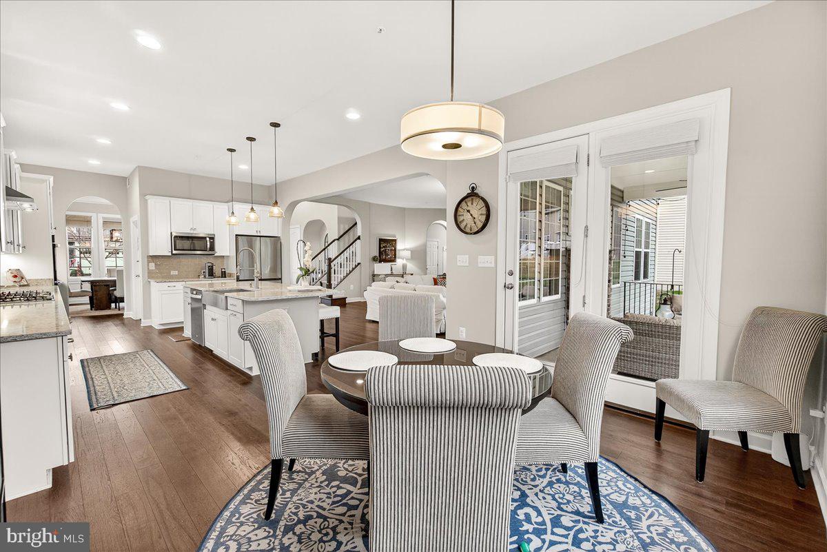 TALLYN RIDGE - Residential