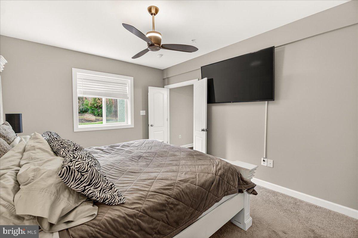 TALLYN RIDGE - Residential