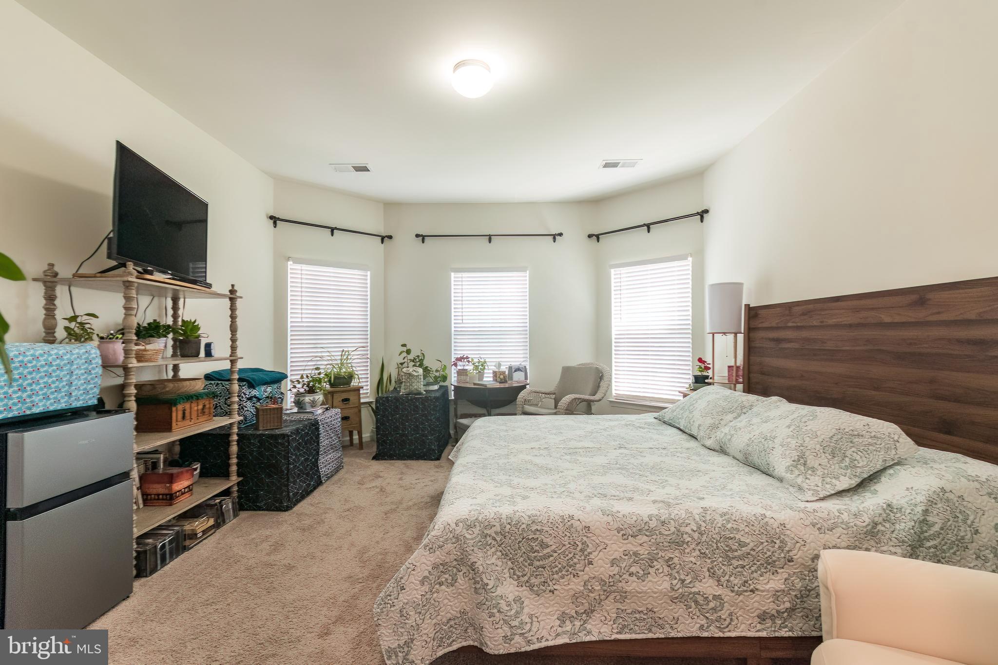 BROOKFIELD - Residential